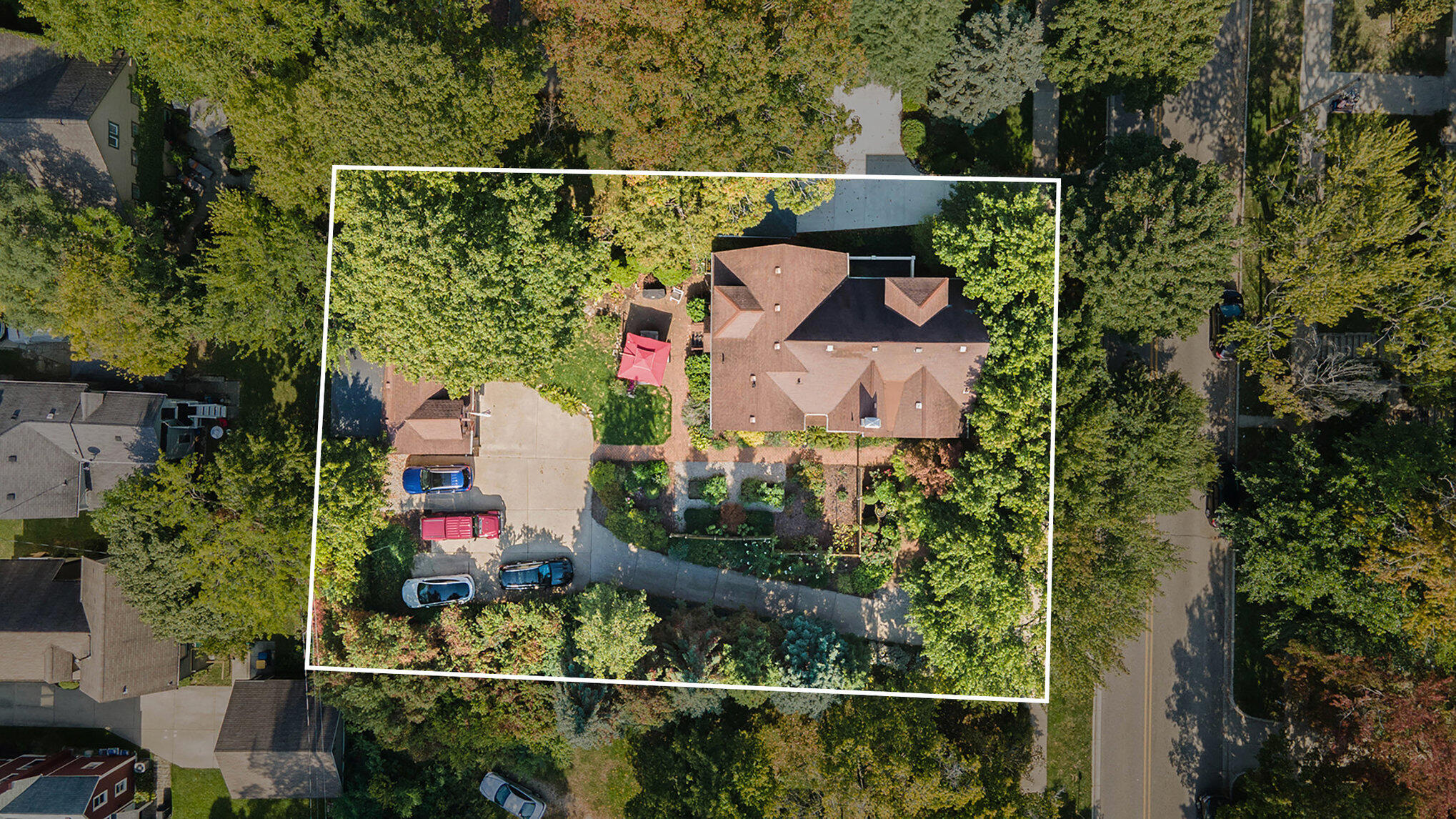 217 Madison Avenue SE