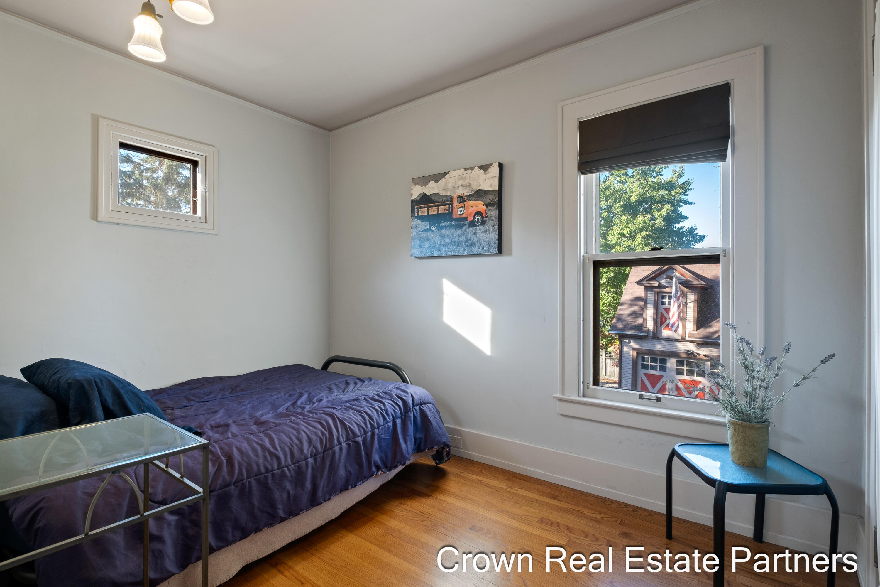 217 Madison Avenue SE