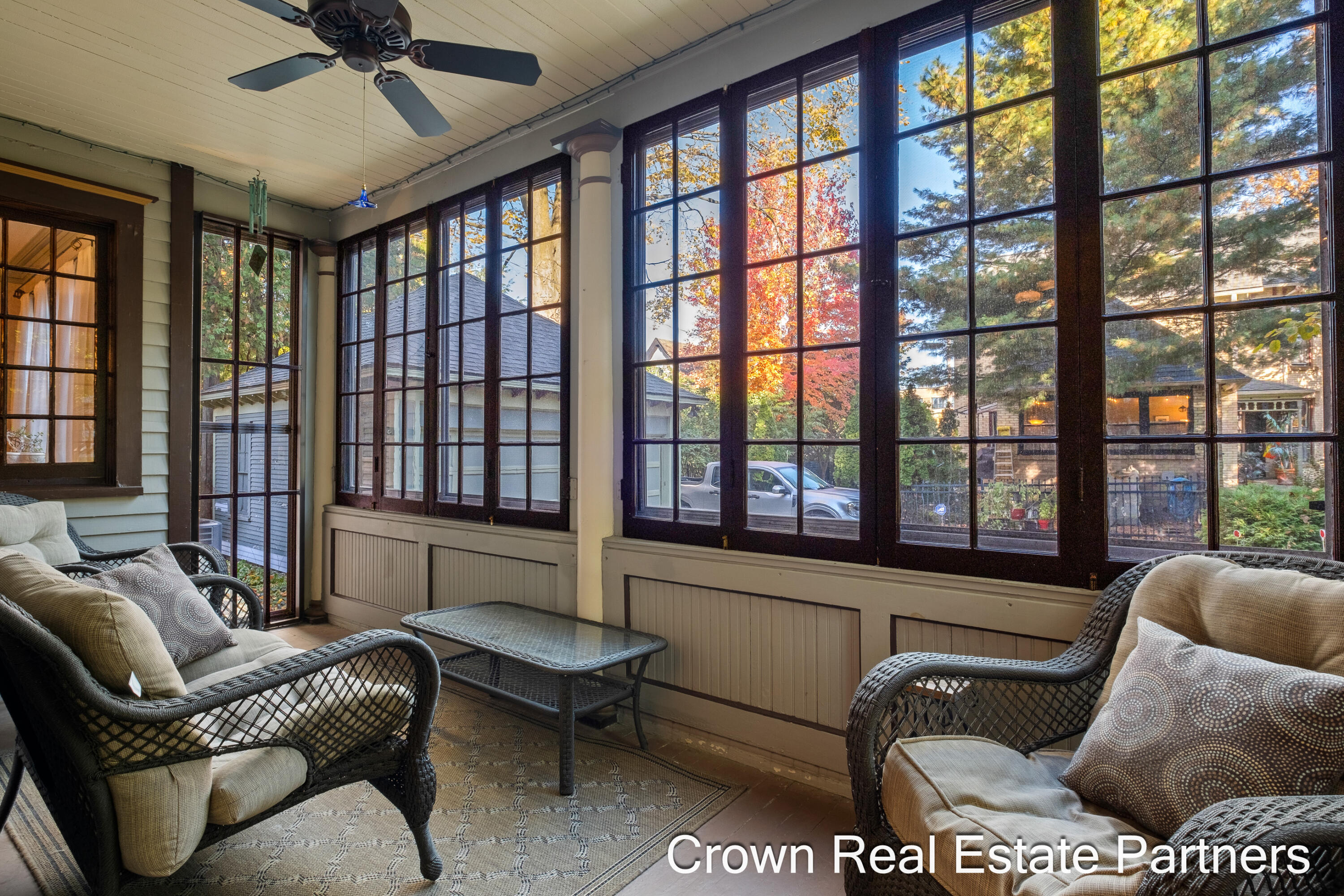 217 Madison Avenue SE