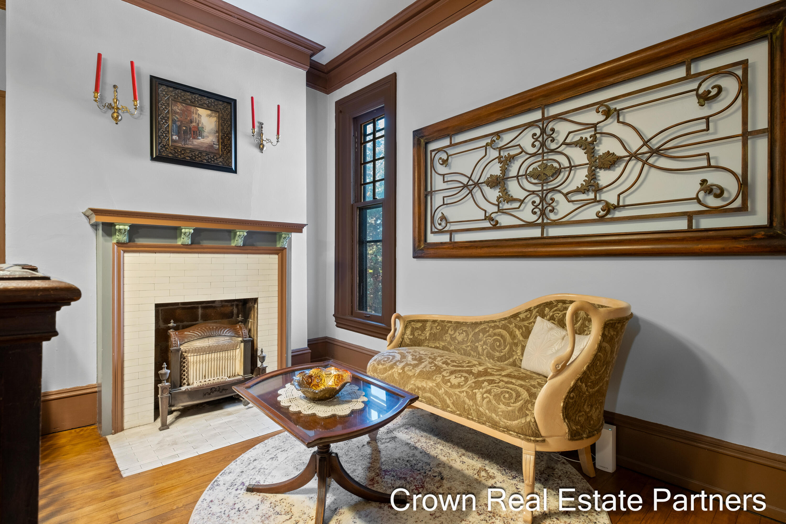 217 Madison Avenue SE