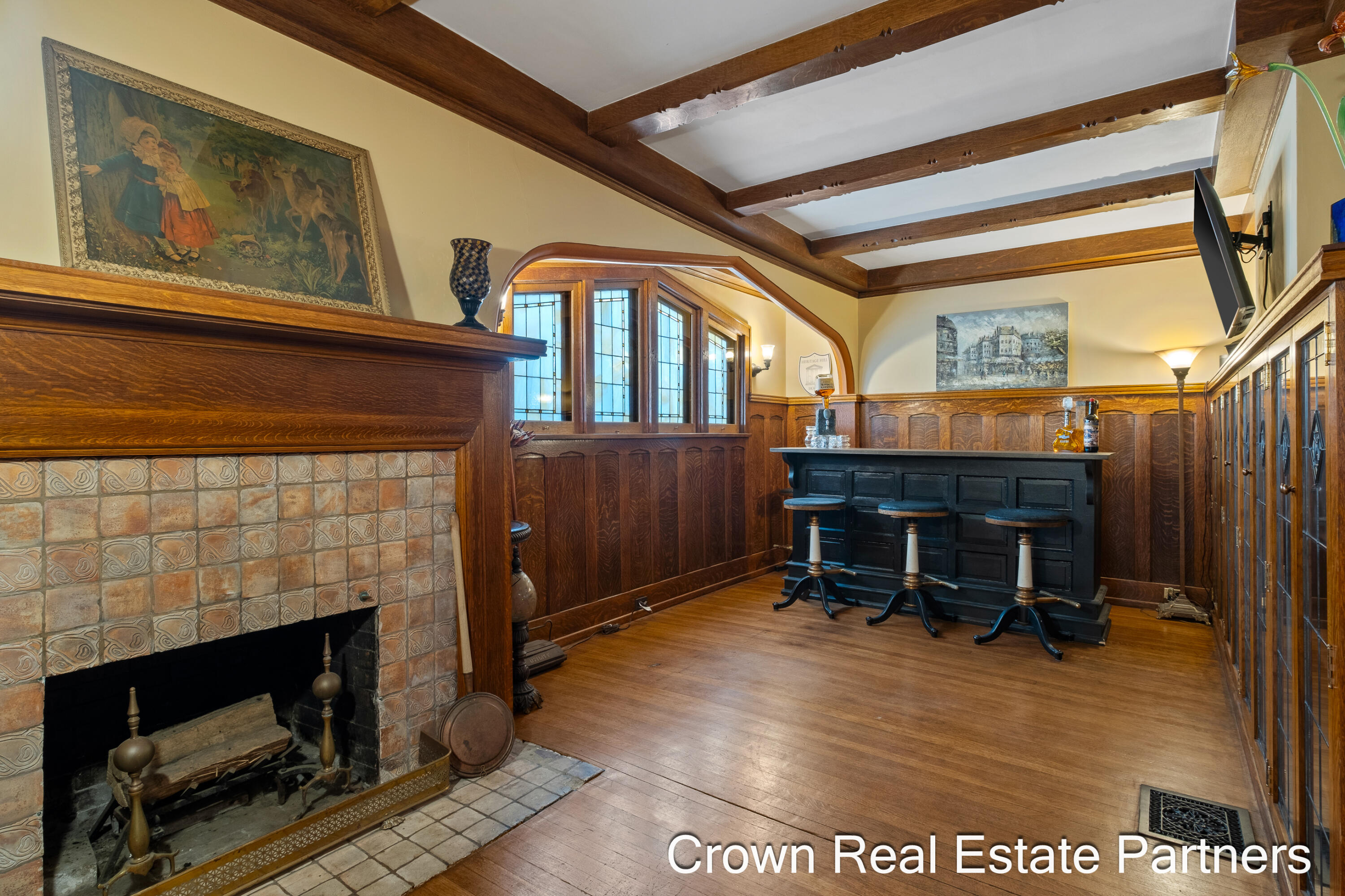 217 Madison Avenue SE