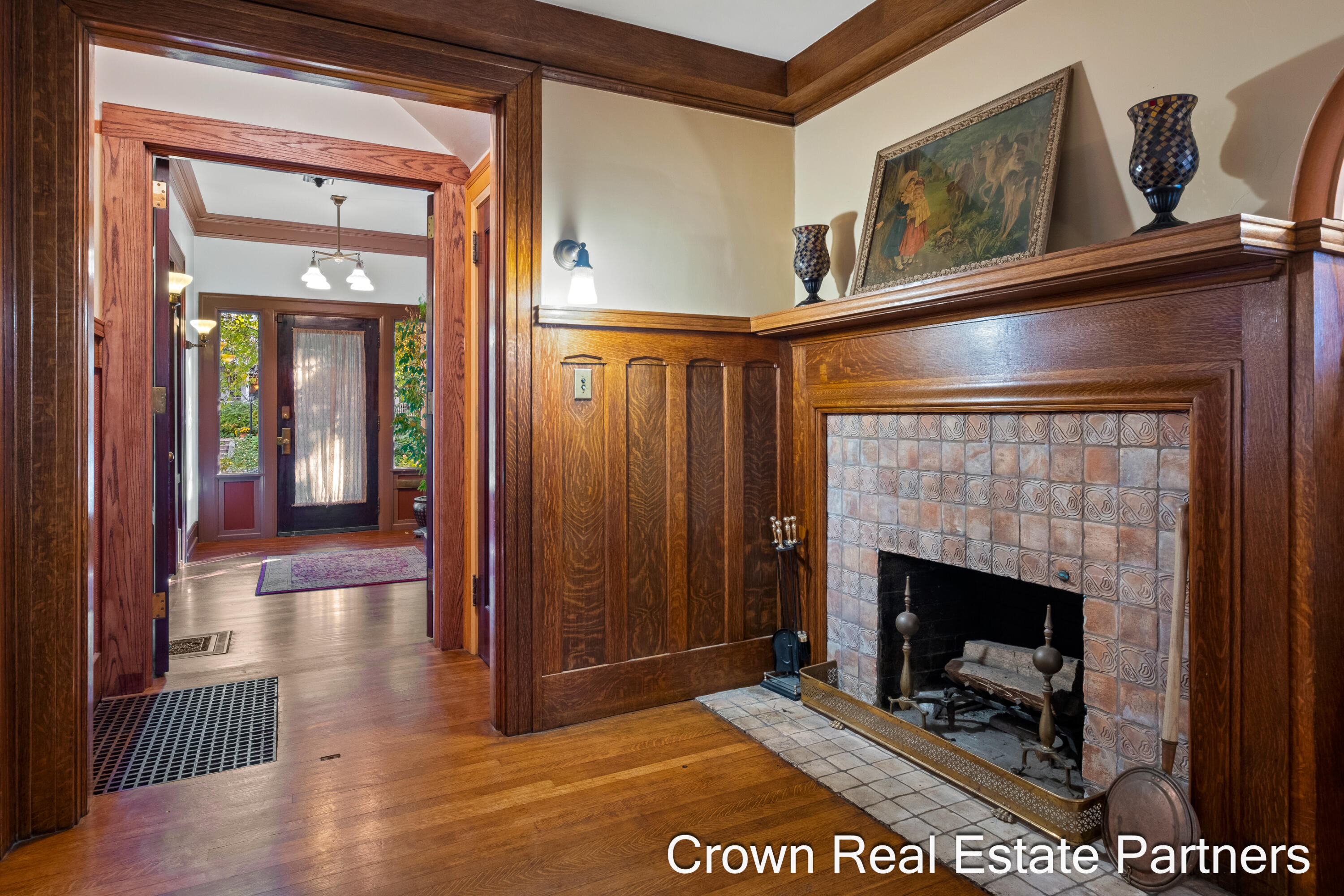 217 Madison Avenue SE