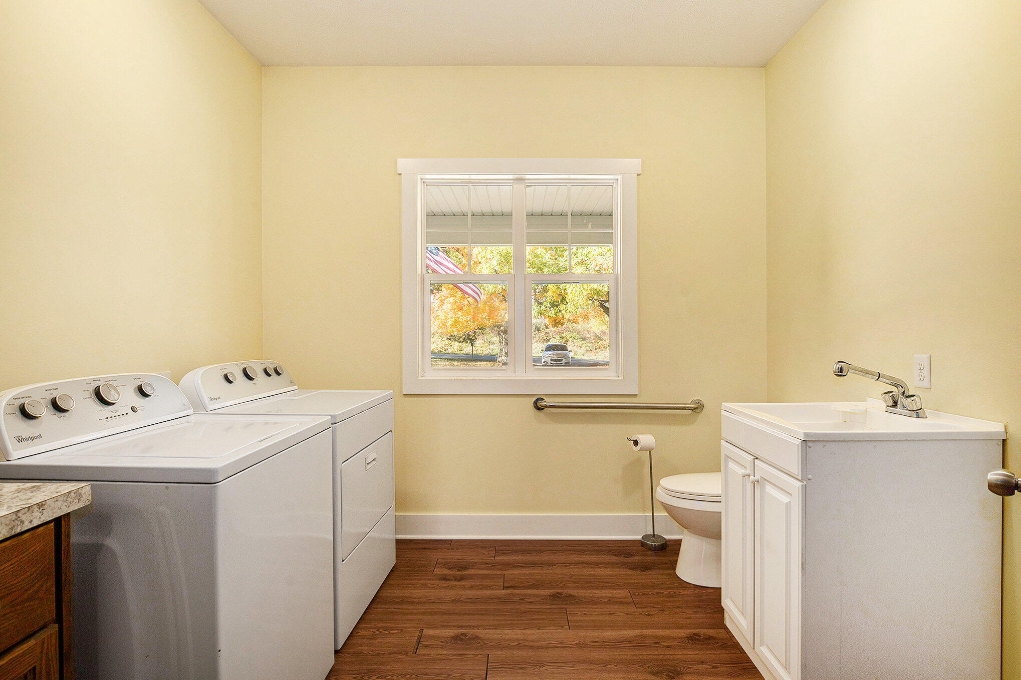 3750 Mccabe Avenue NE