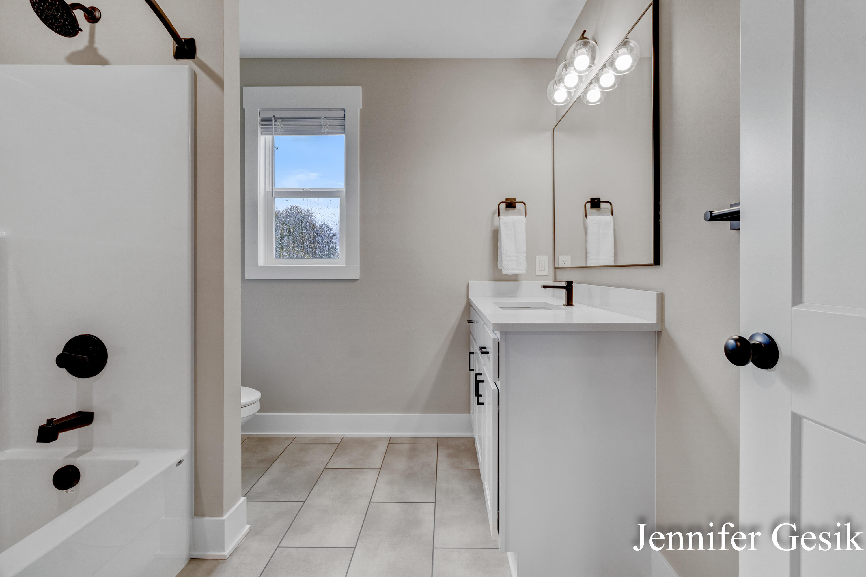 12020 Alden Court NE, Lowell