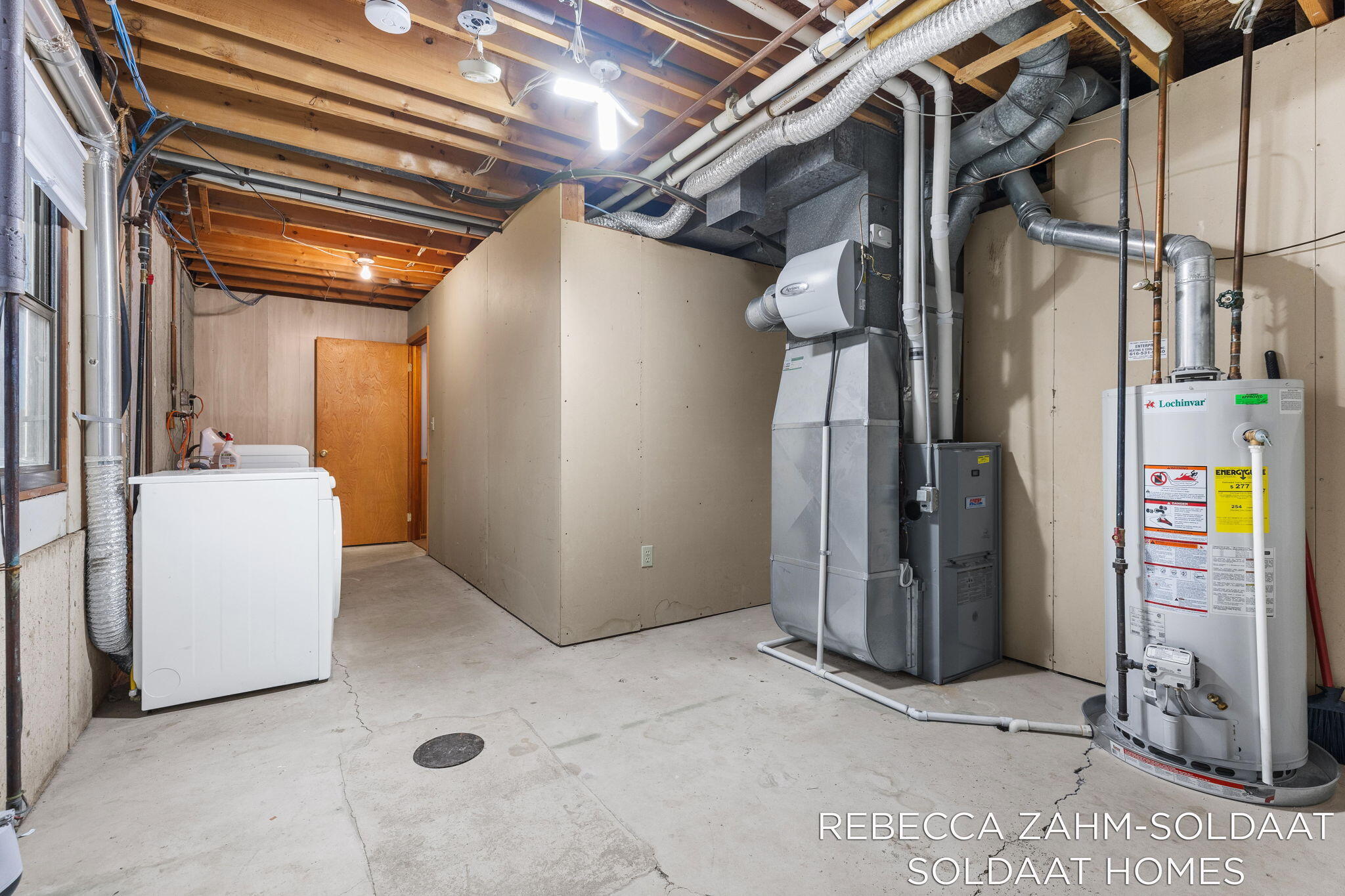 2370 Kent Boulevard NE