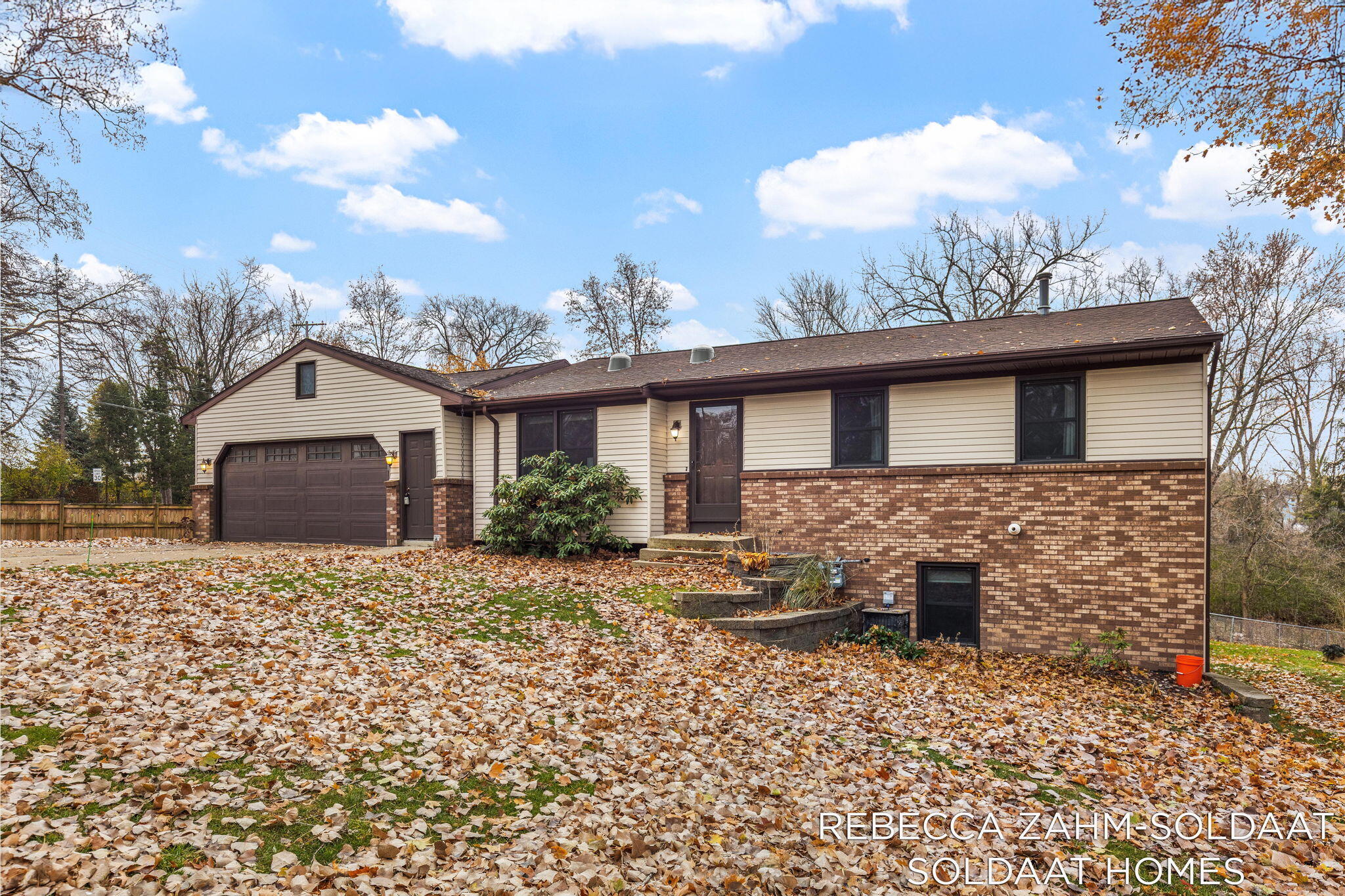 2370 Kent Boulevard NE