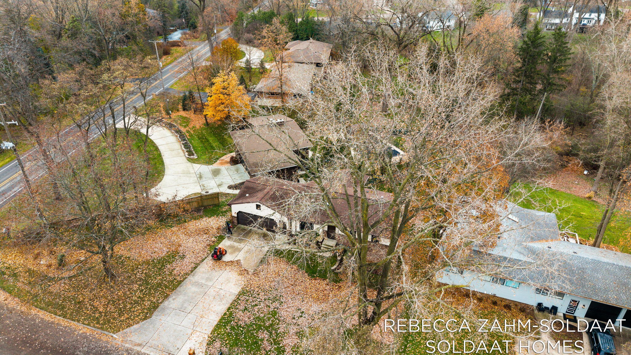 2370 Kent Boulevard NE