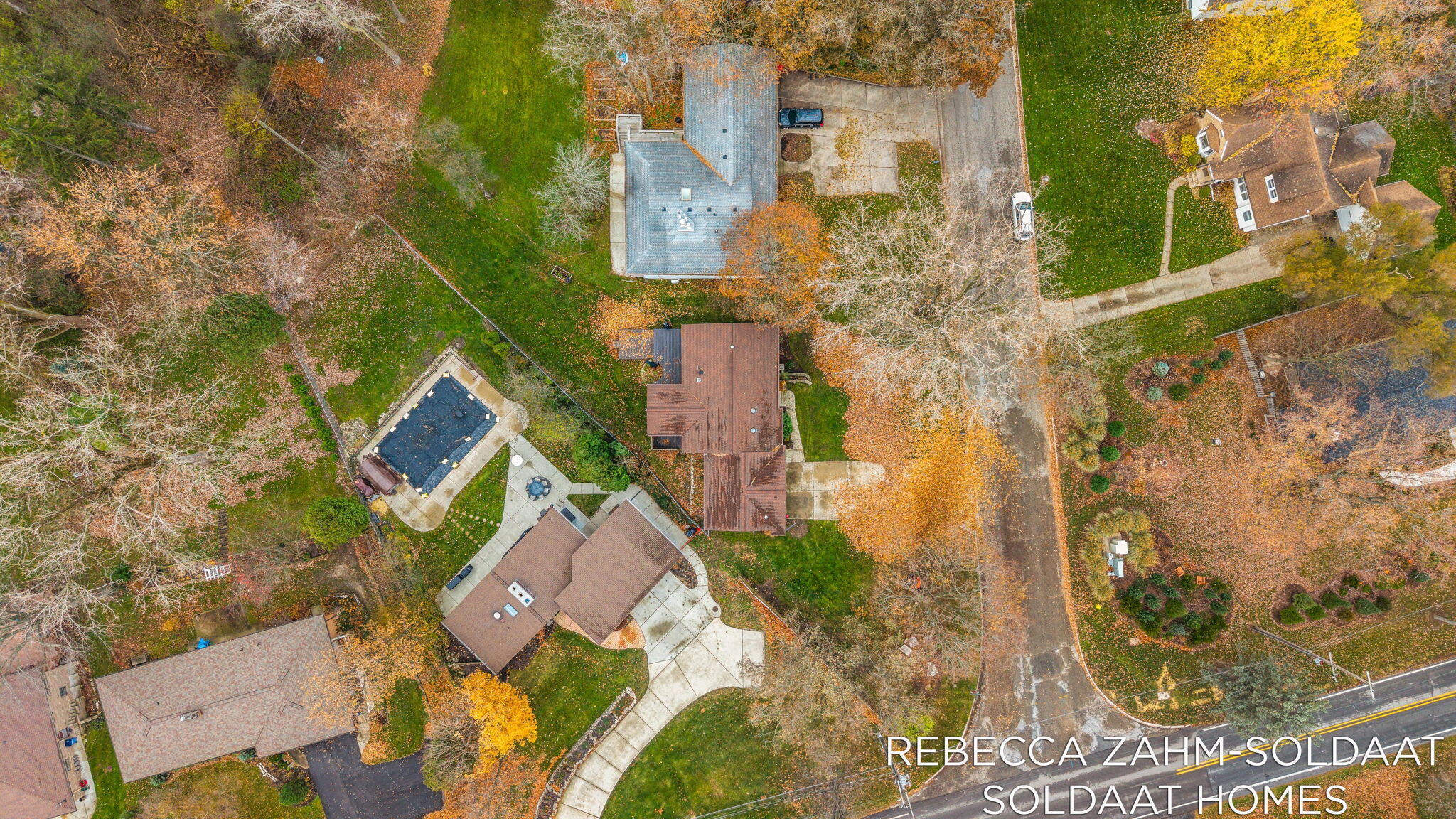 2370 Kent Boulevard NE