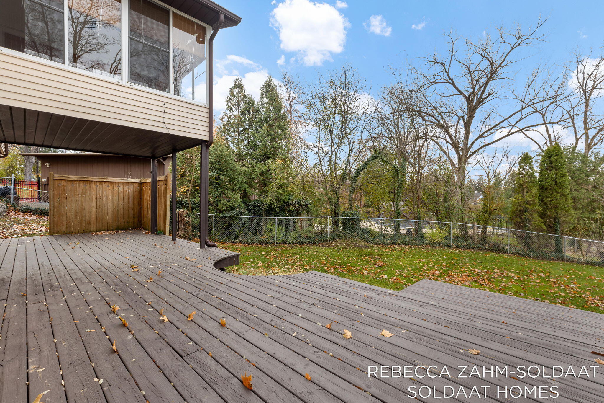 2370 Kent Boulevard NE