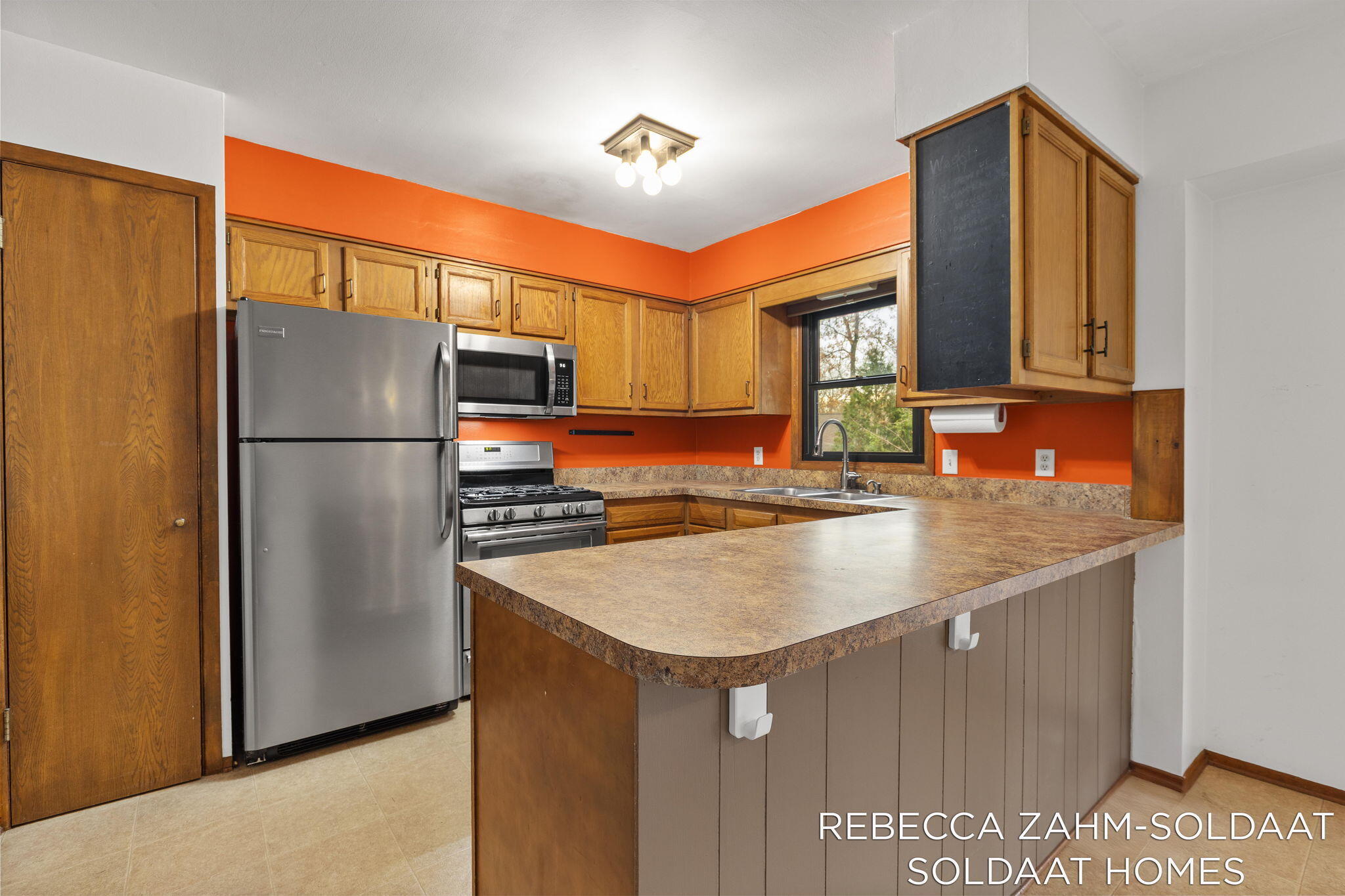 2370 Kent Boulevard NE