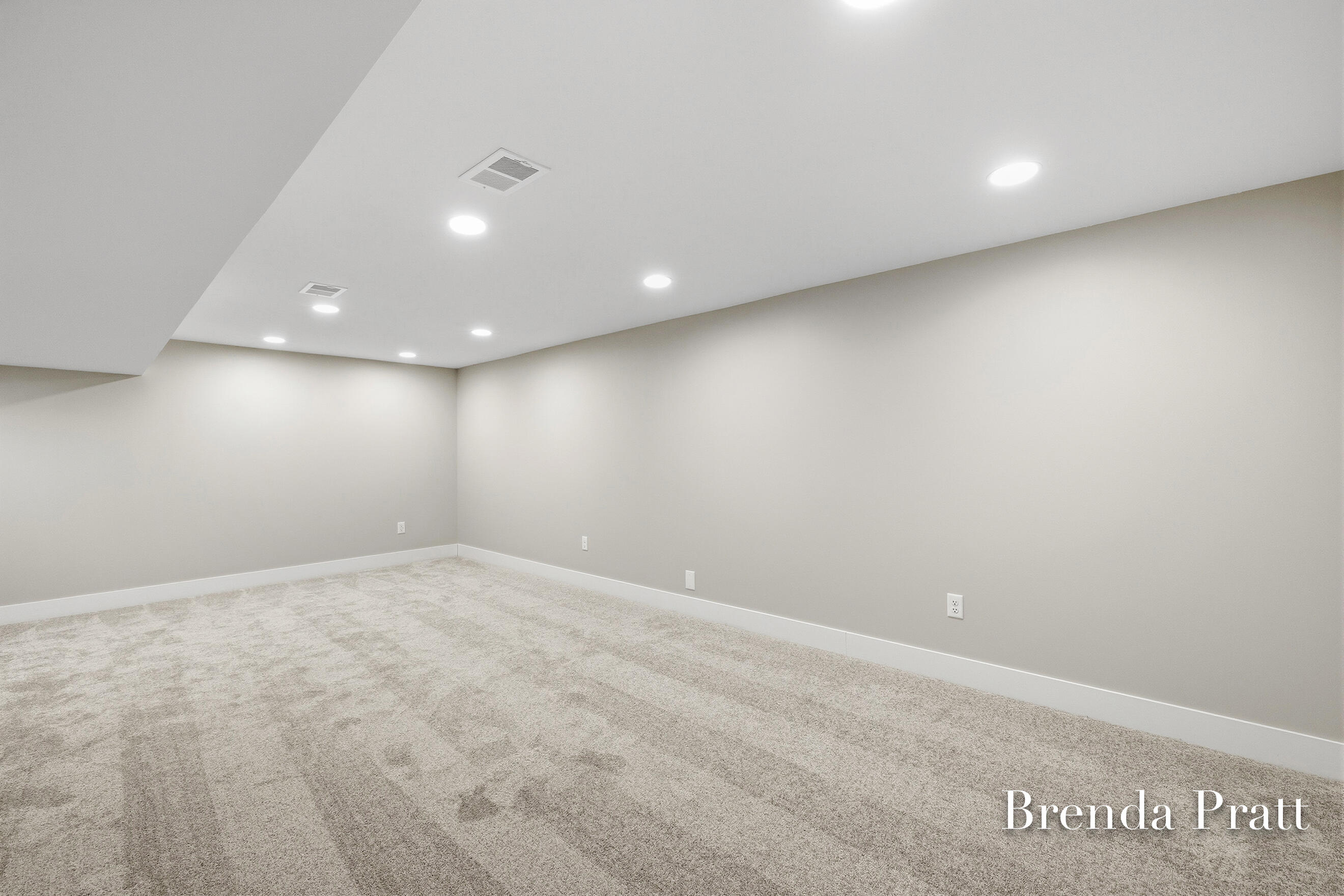 2559 Alger Street SE