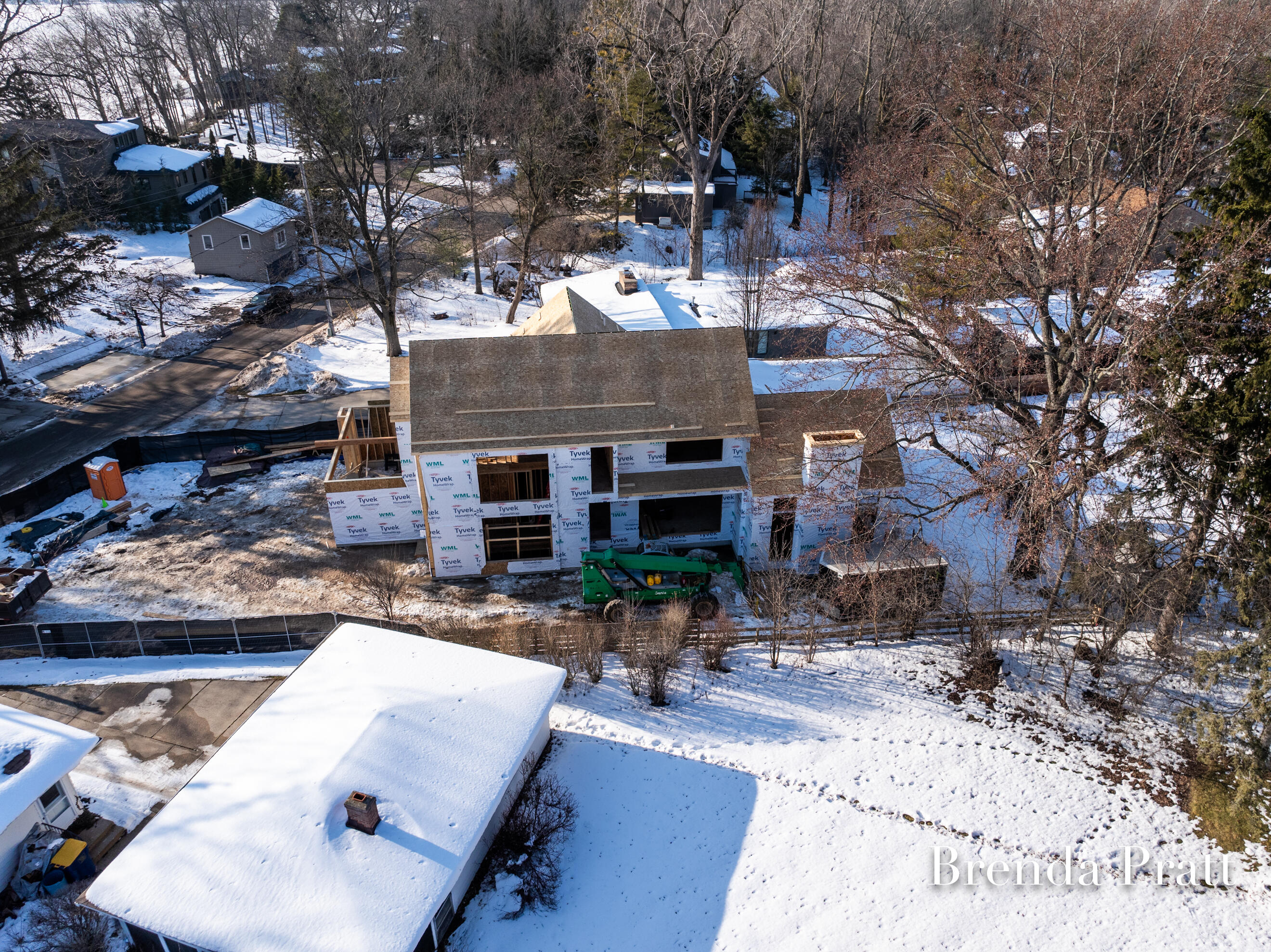 2909 Pioneer Club Road SE