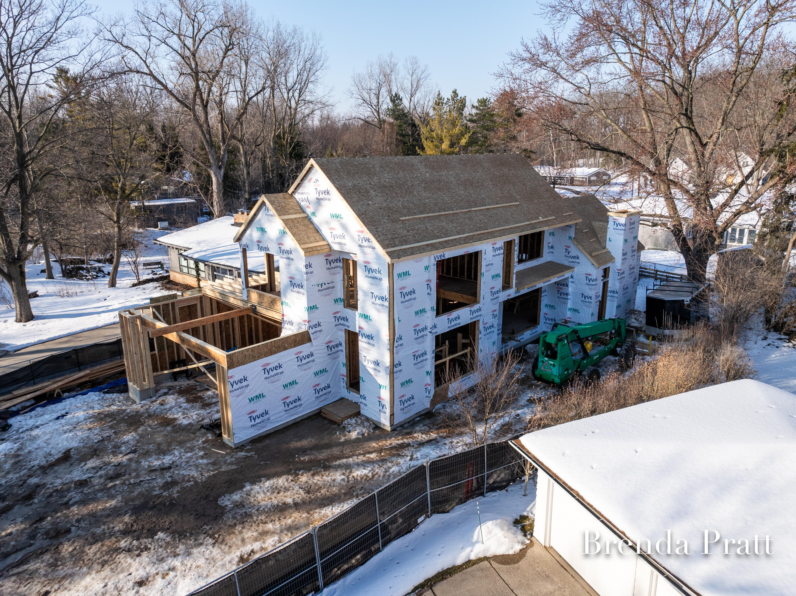 2909 Pioneer Club Road SE