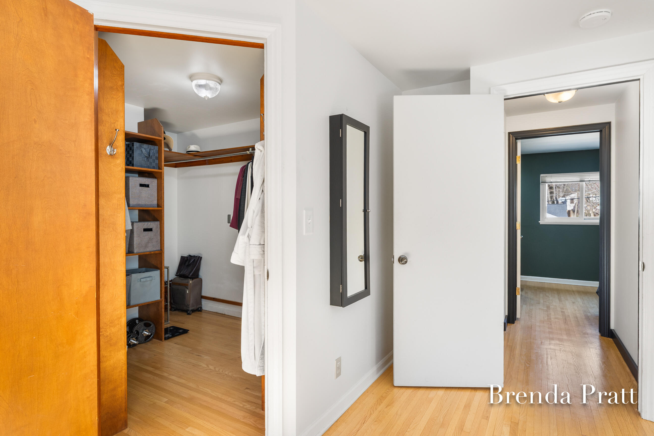 2320 Elmwood Drive SE