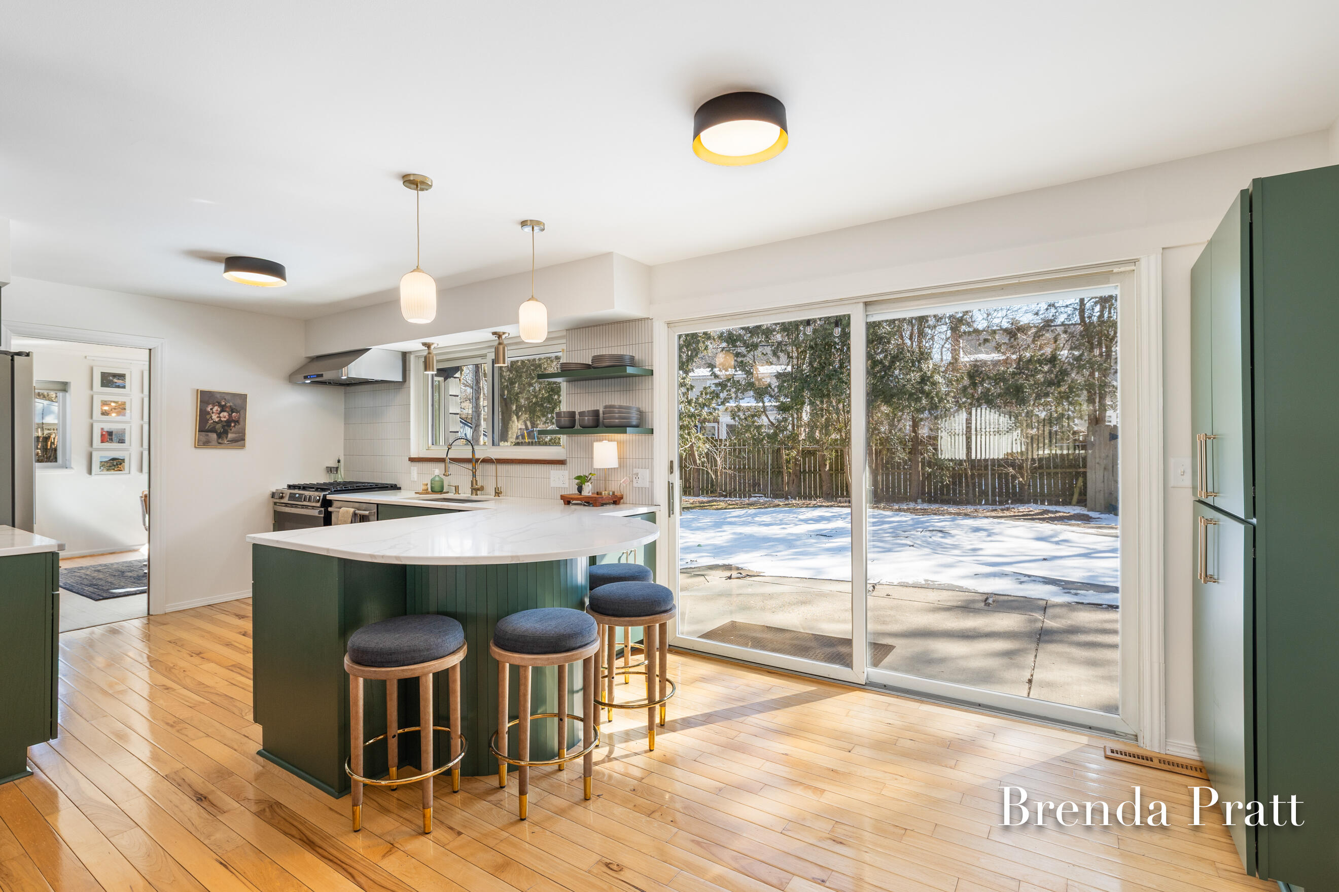 2320 Elmwood Drive SE