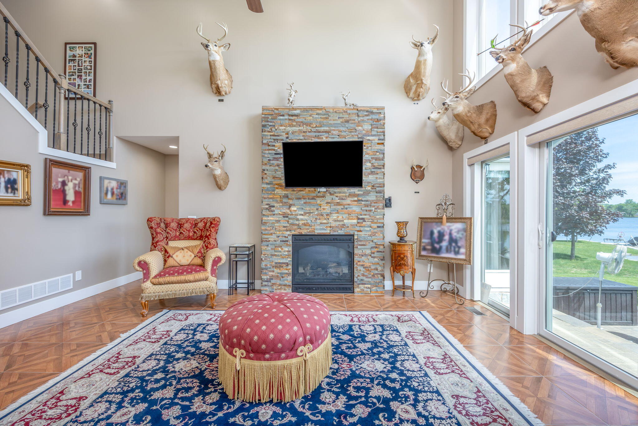 7140 Holiday Drive