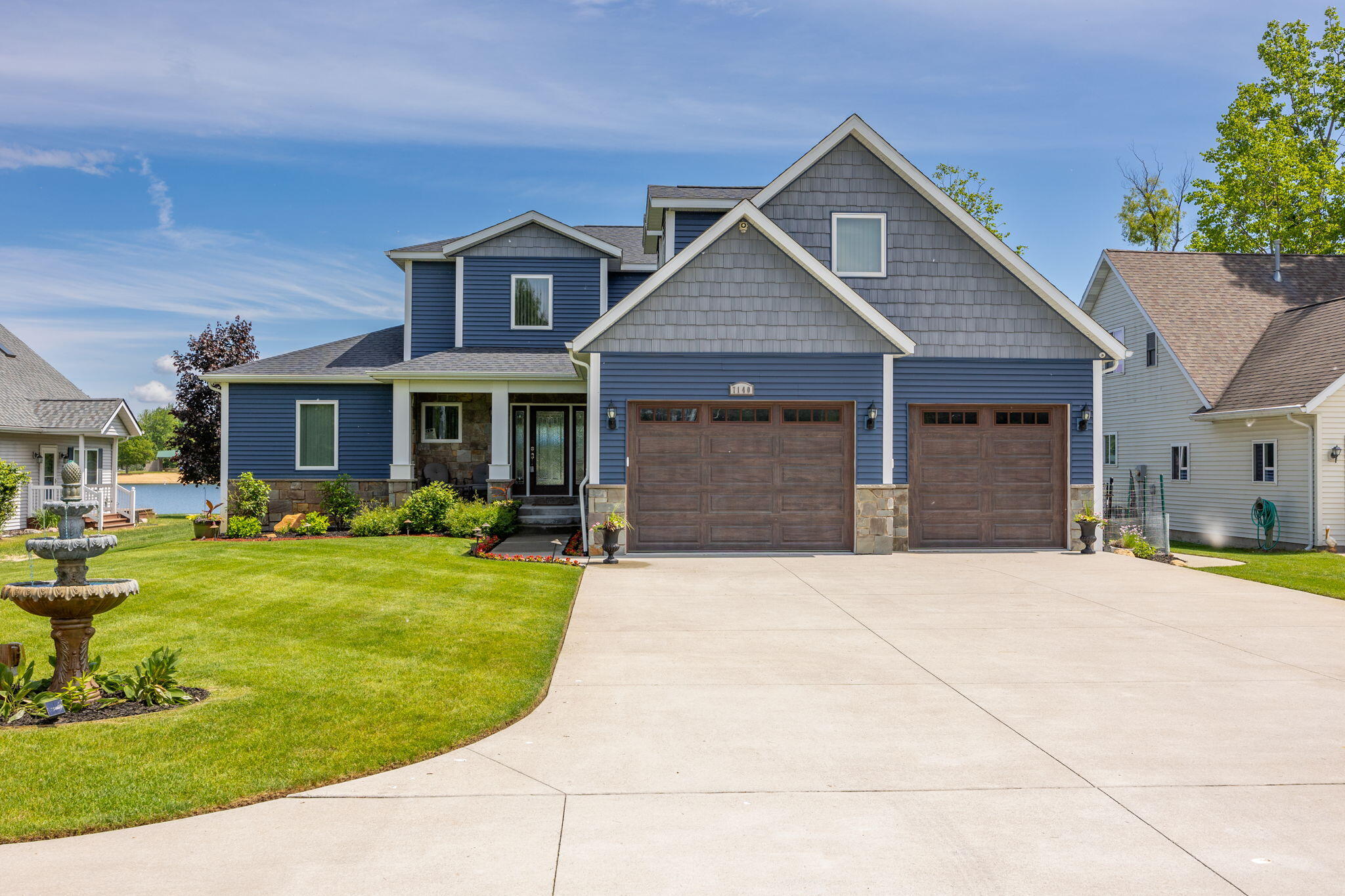 7140 Holiday Drive