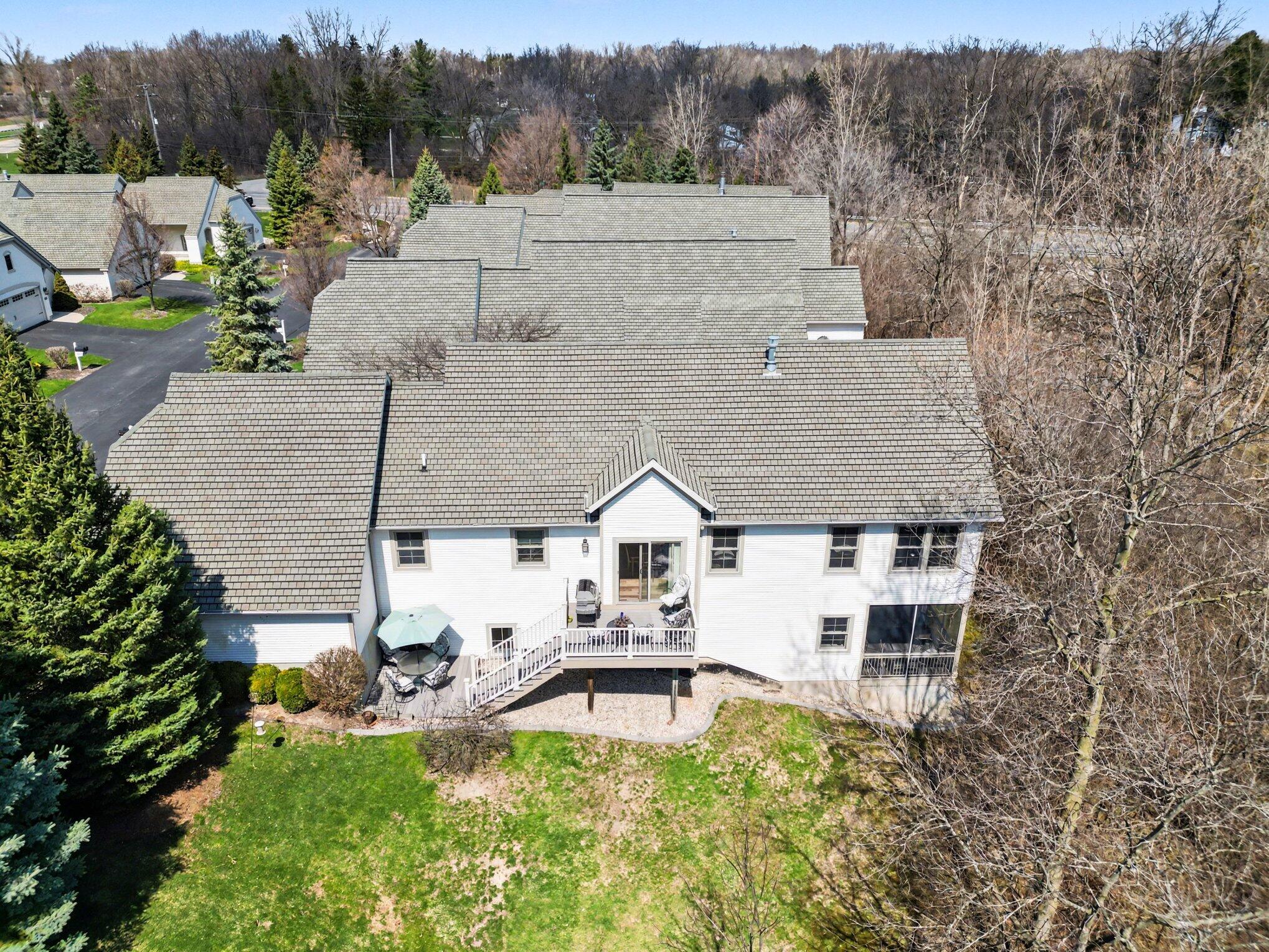 448 Enclave Court SE