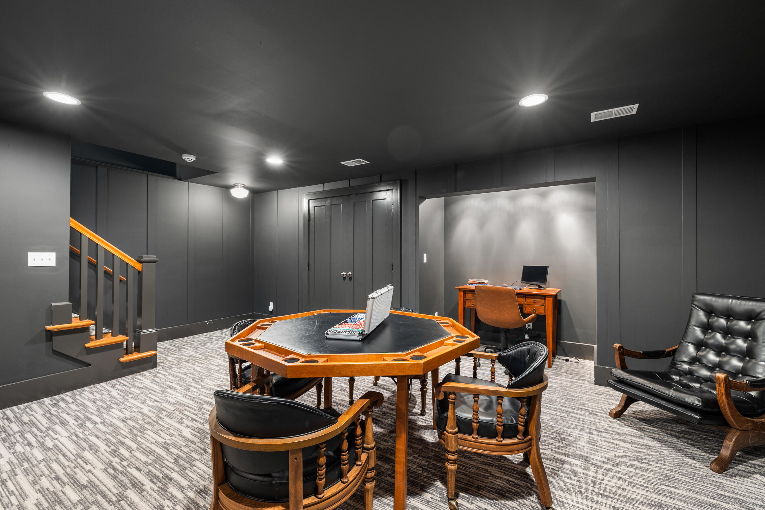 520 Cambridge Boulevard SE