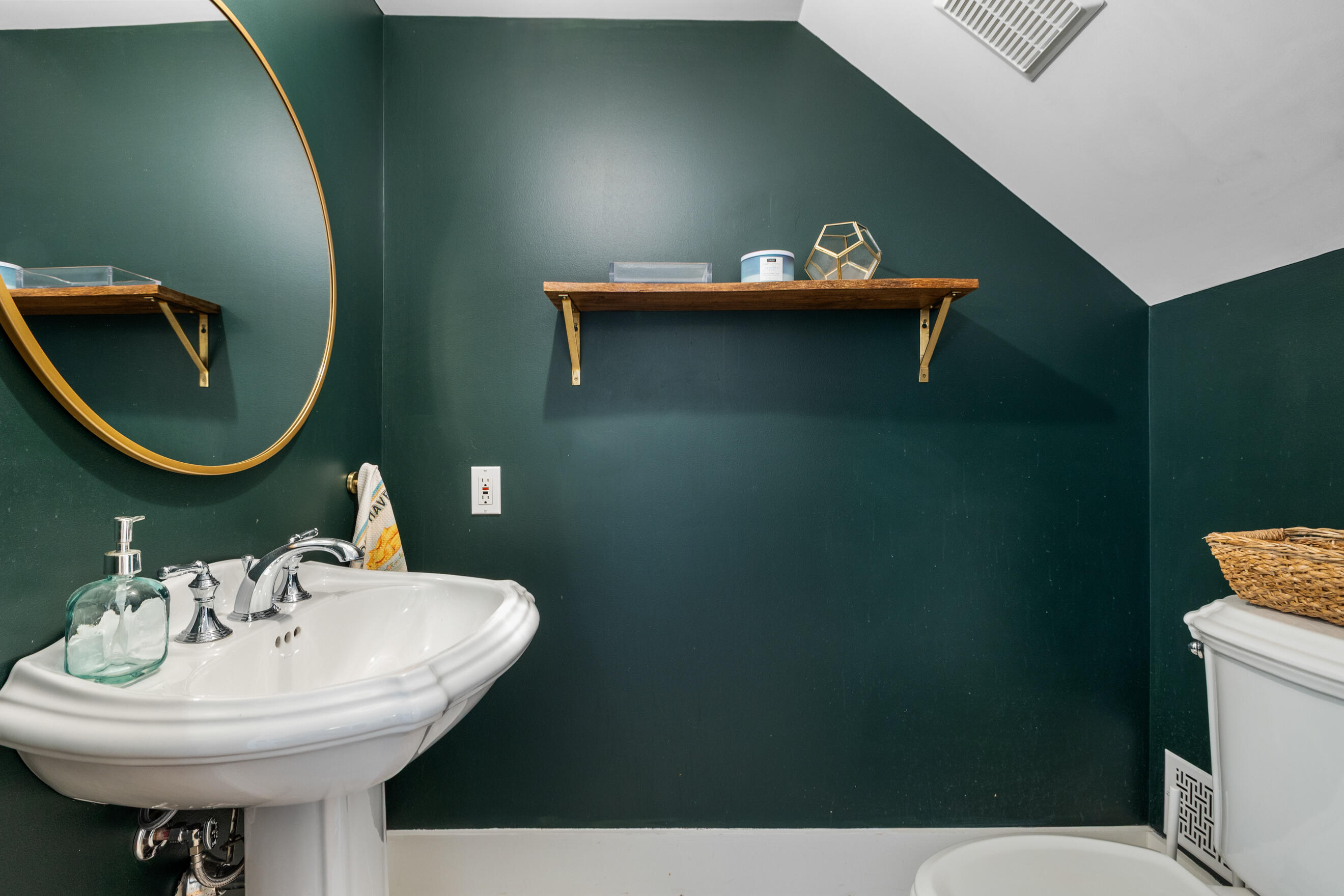 520 Cambridge Boulevard SE