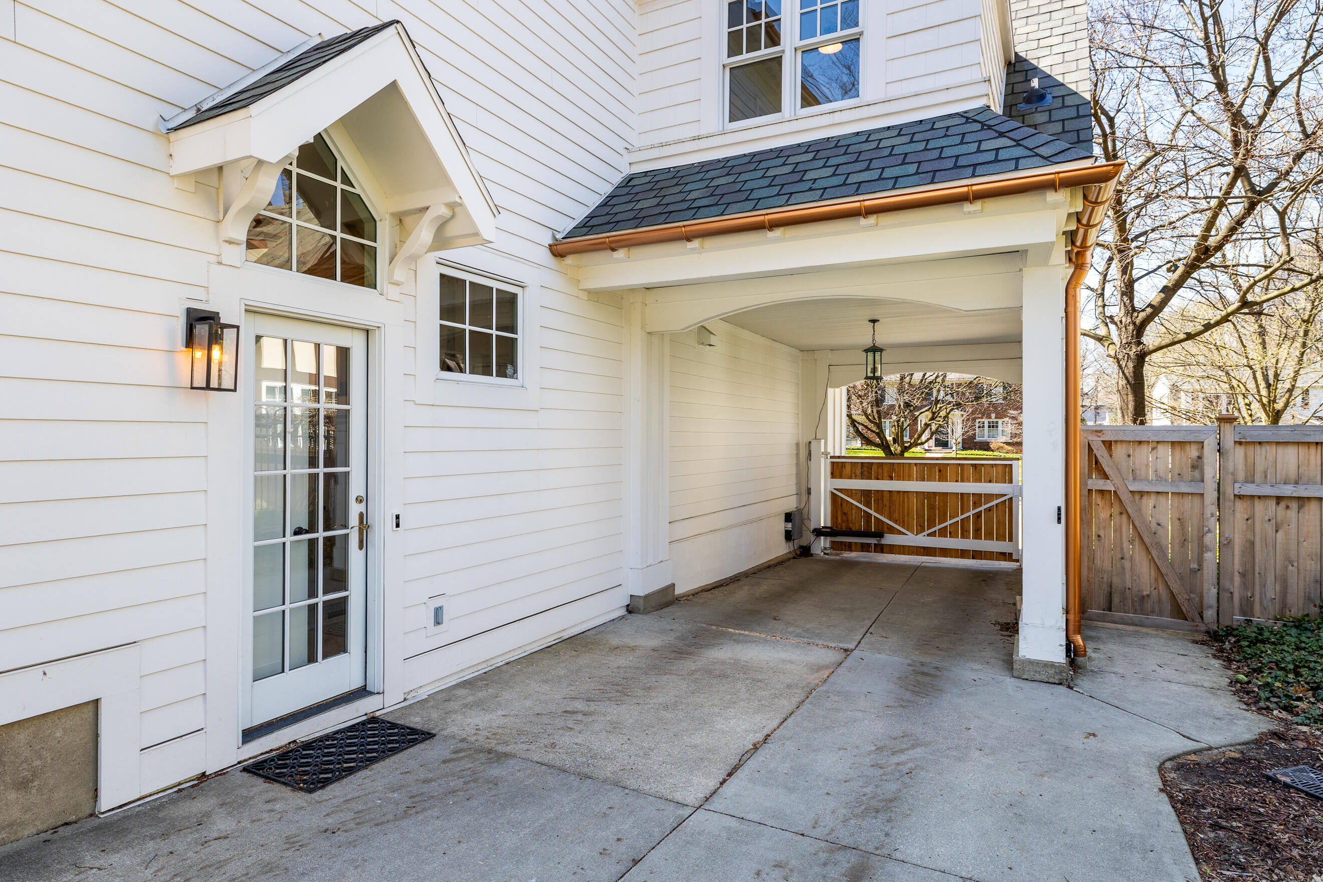 520 Cambridge Boulevard SE