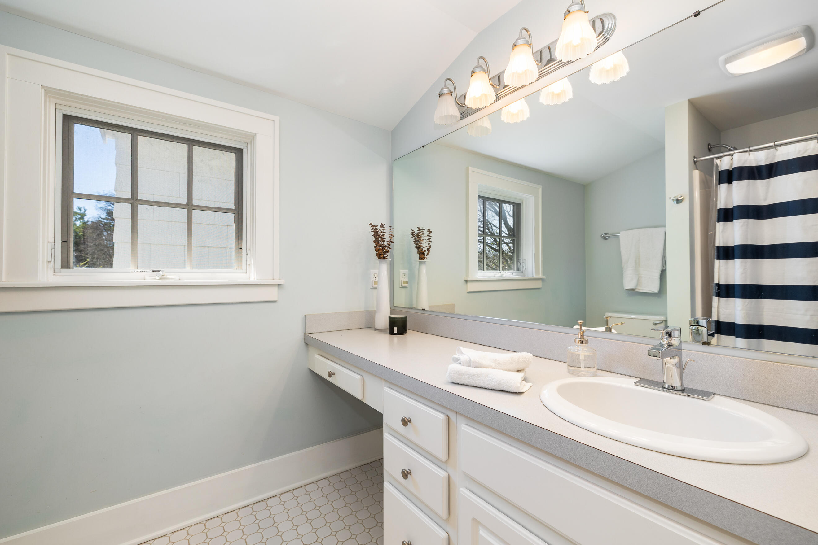 520 Cambridge Boulevard SE