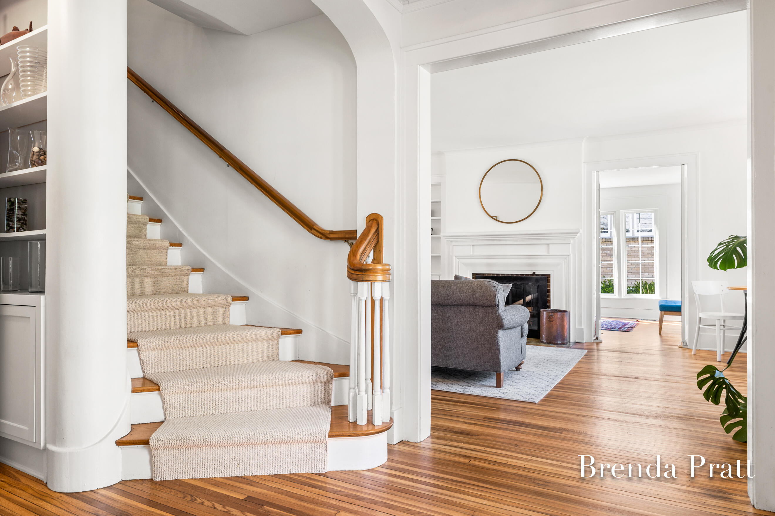 520 Cambridge Boulevard SE