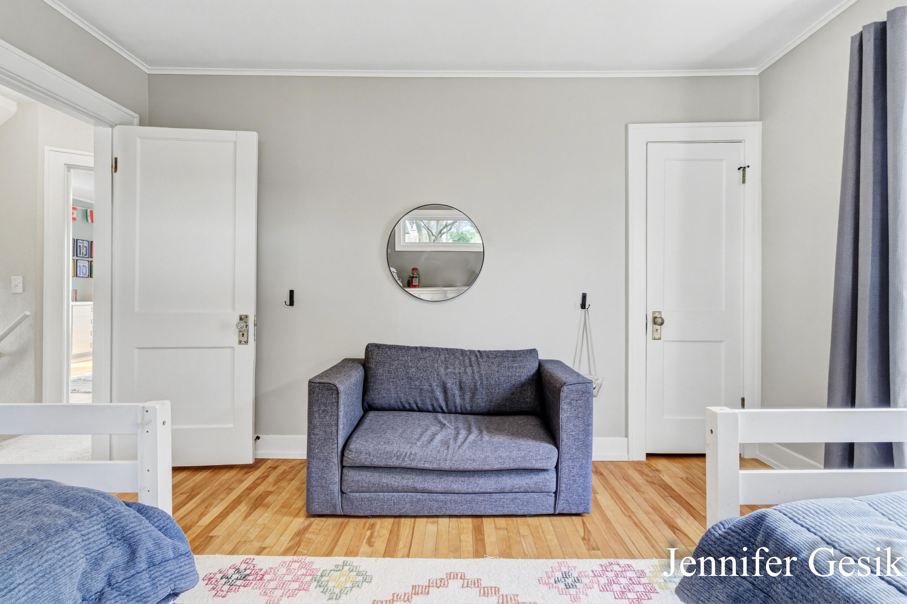 215 Glenhaven Avenue NW