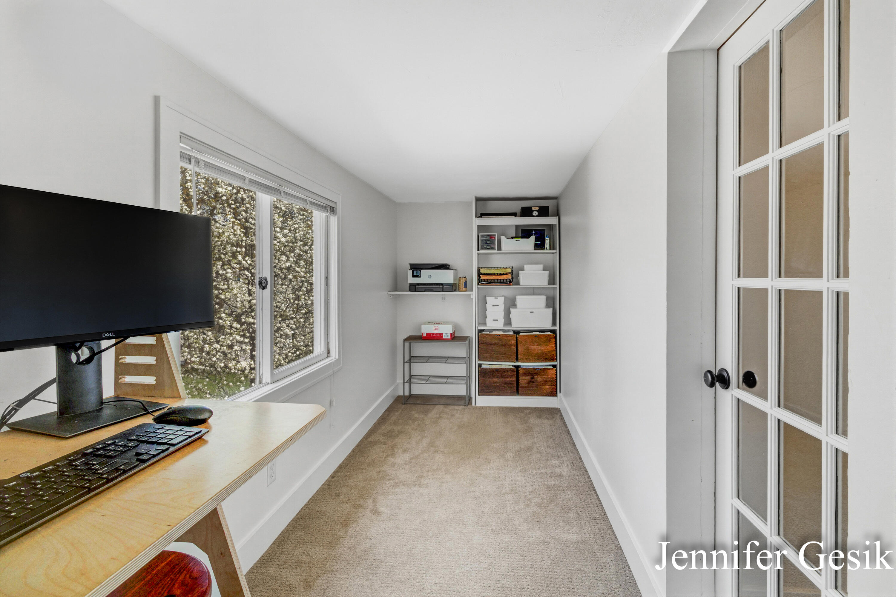 215 Glenhaven Avenue NW