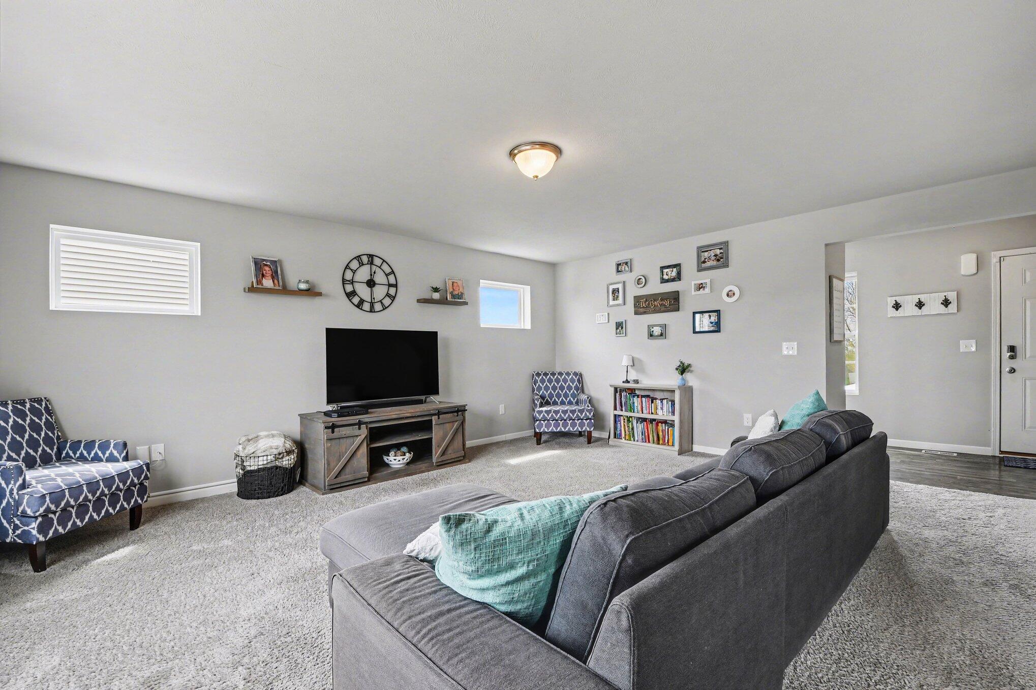 2693 Plover Drive SE