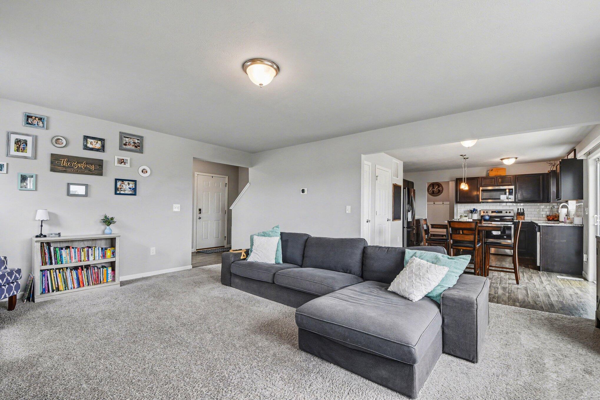 2693 Plover Drive SE