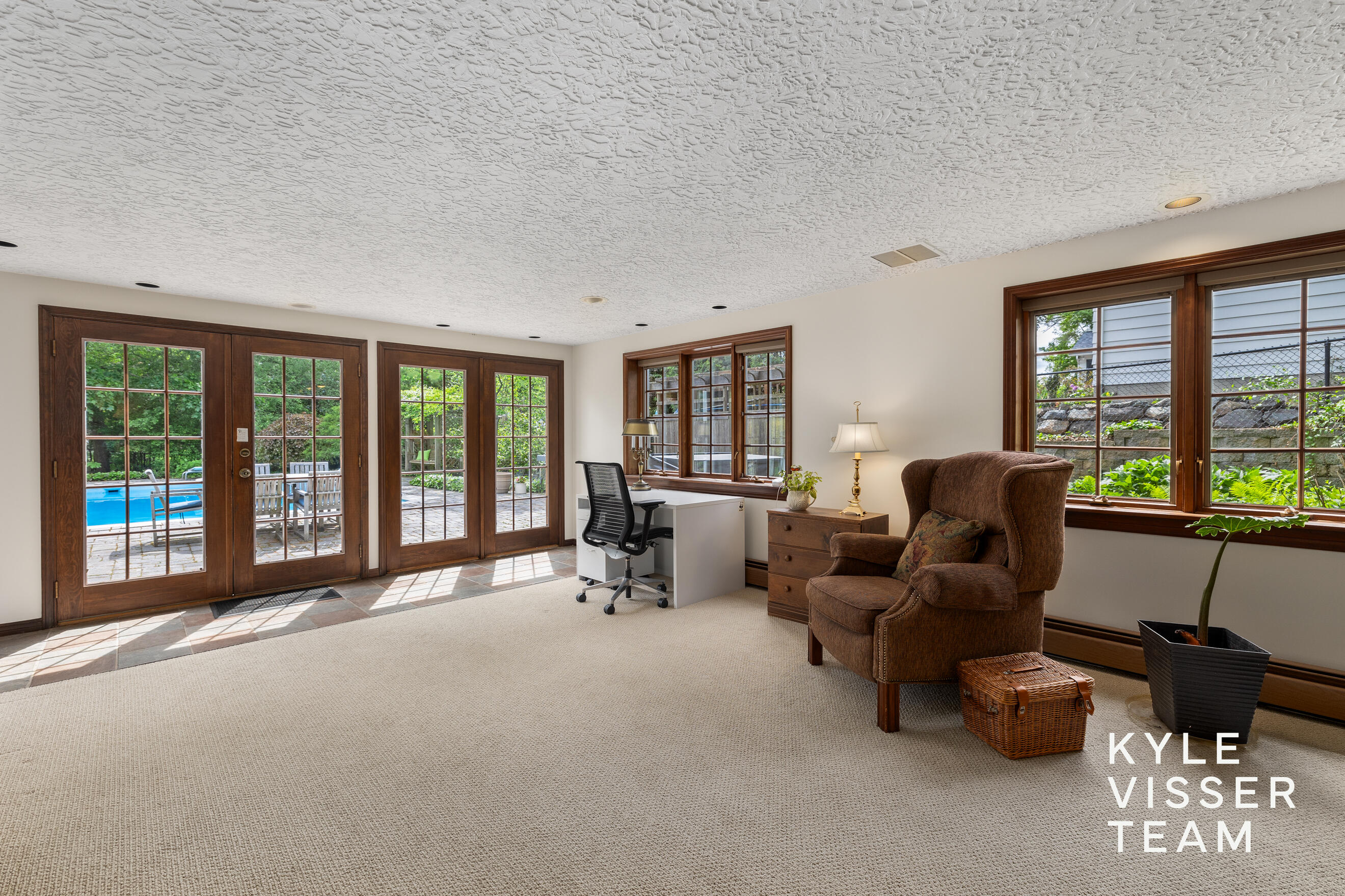 1104 Idema Drive SE