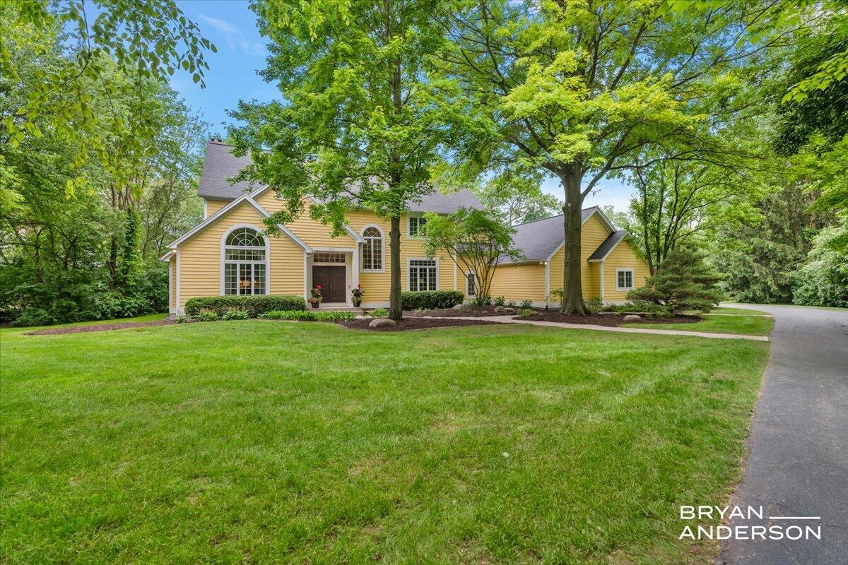 1015 Bradford Hollow Lane NE