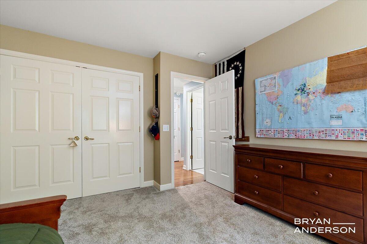 1015 Bradford Hollow Lane NE