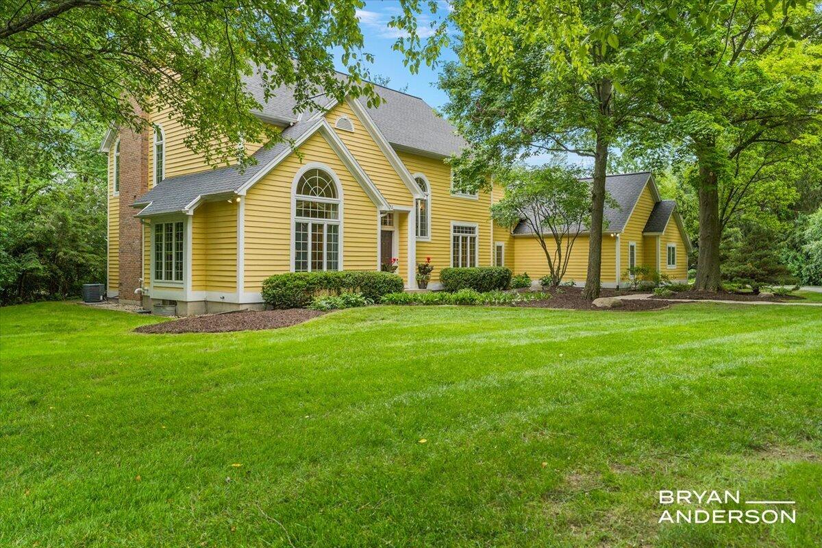 1015 Bradford Hollow Lane NE