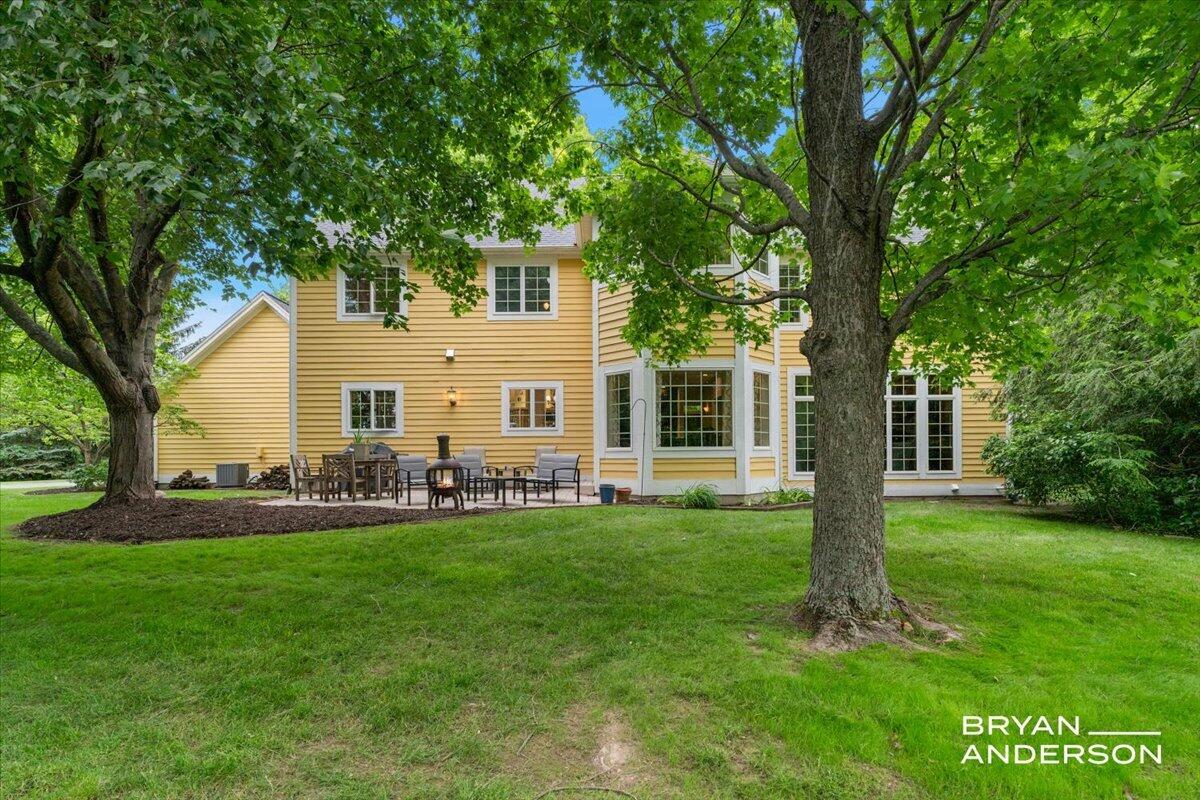 1015 Bradford Hollow Lane NE