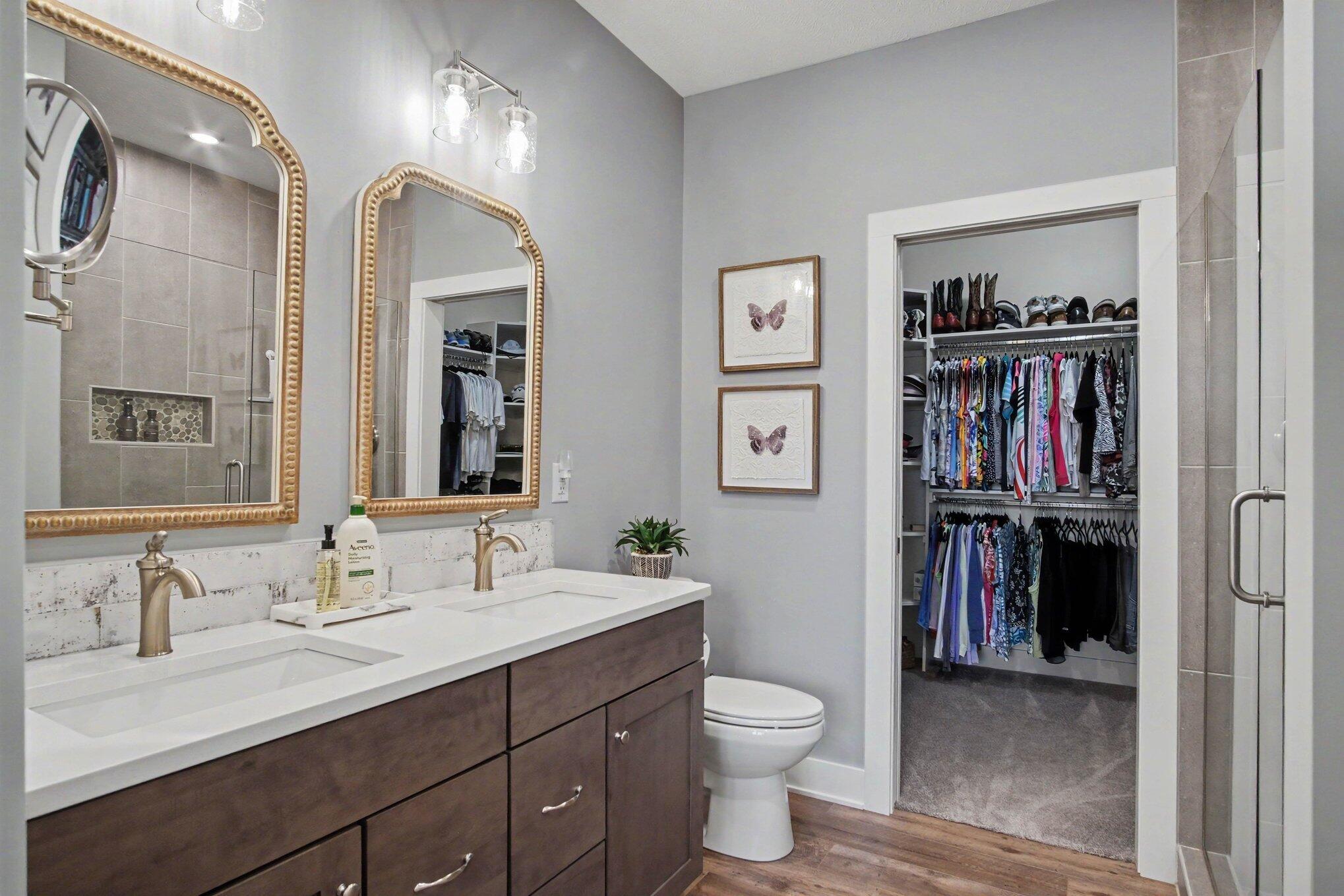 2929 Isle Grand Drive NE 11