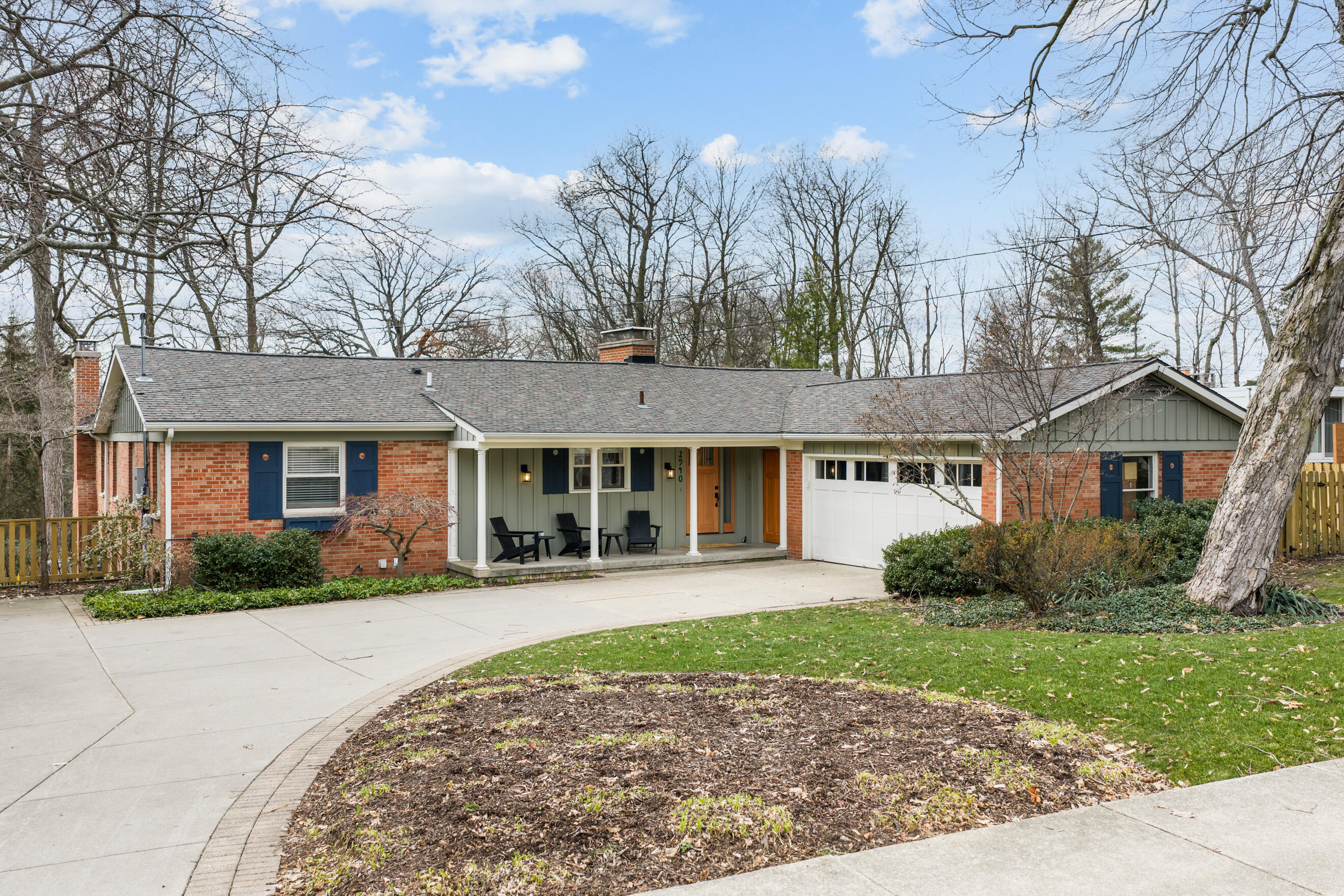 2940 Pioneer Club Road SE