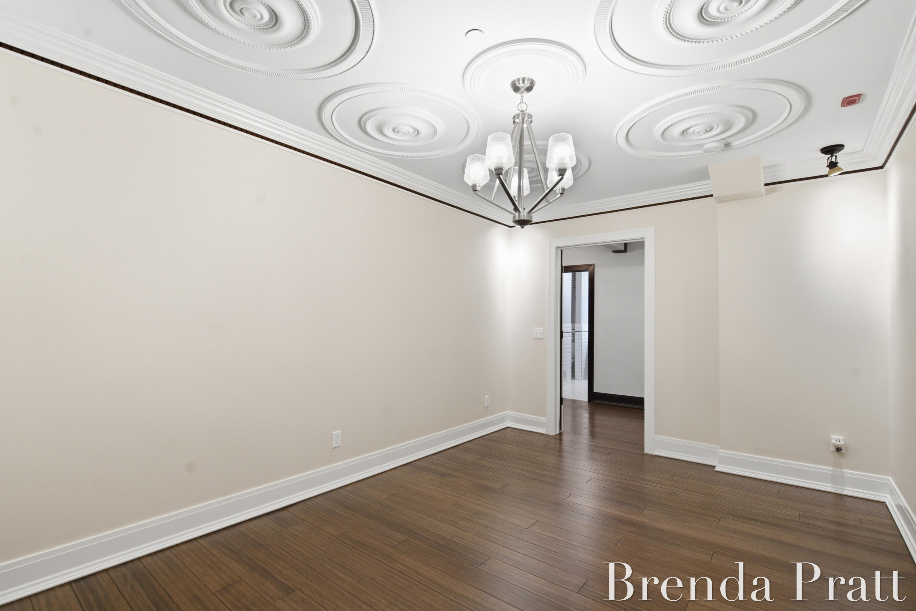 600 7th Street NW 204