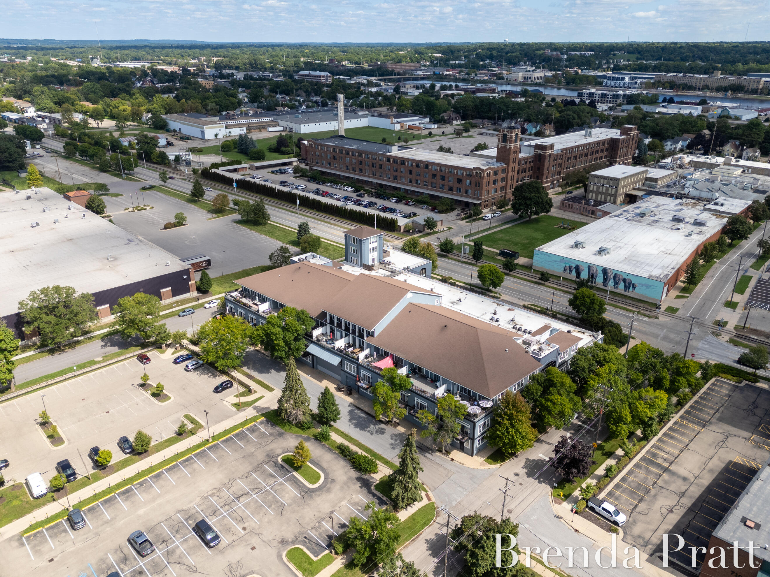 600 7th Street NW 204