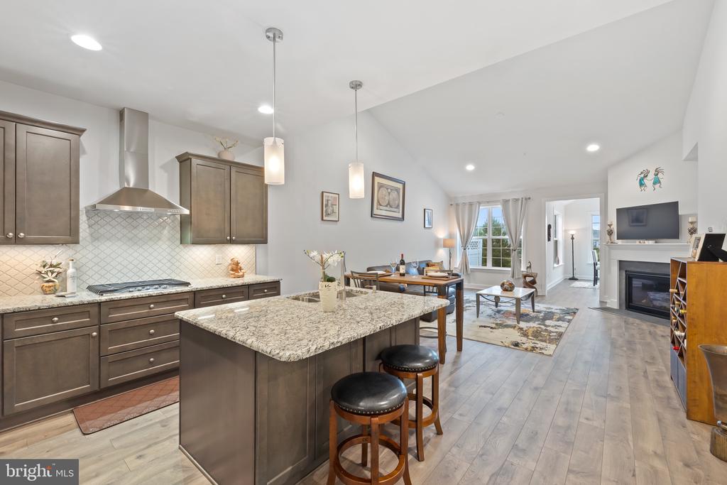 509 MOORINGS CIRCLE 249