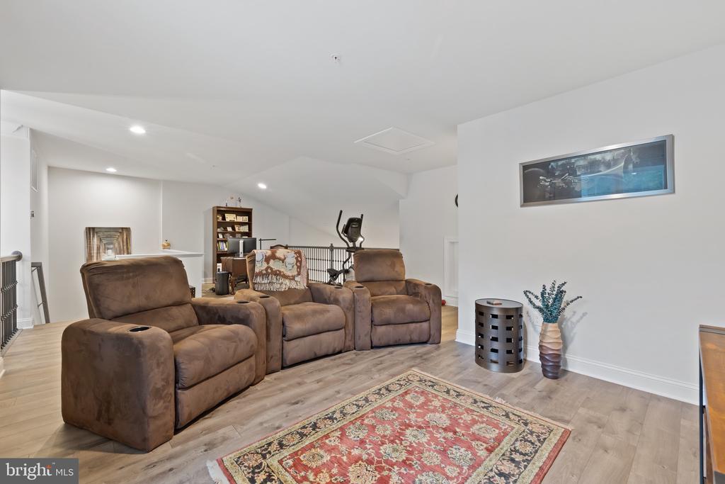 509 MOORINGS CIRCLE 249
