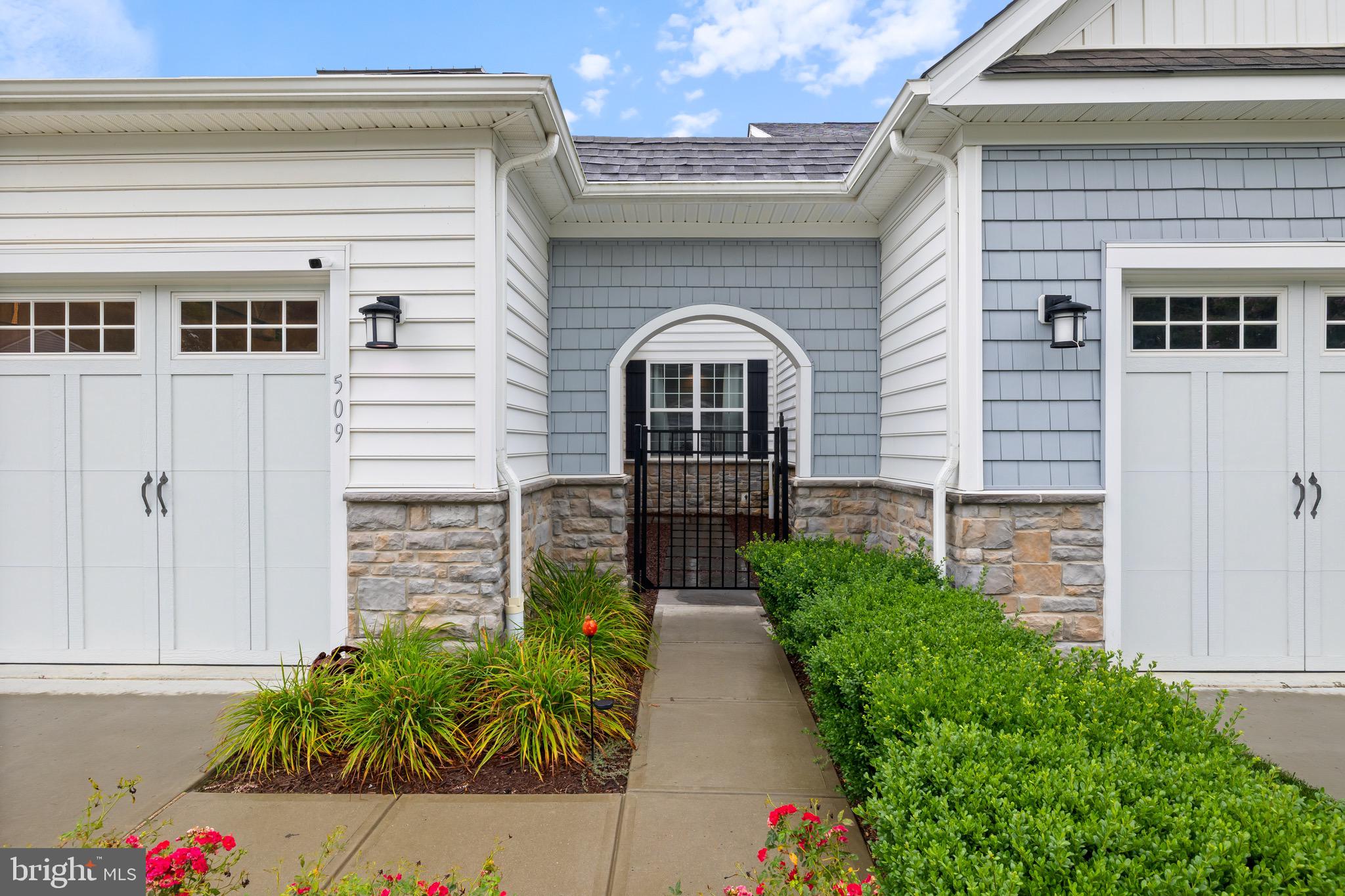 509 MOORINGS CIRCLE 249