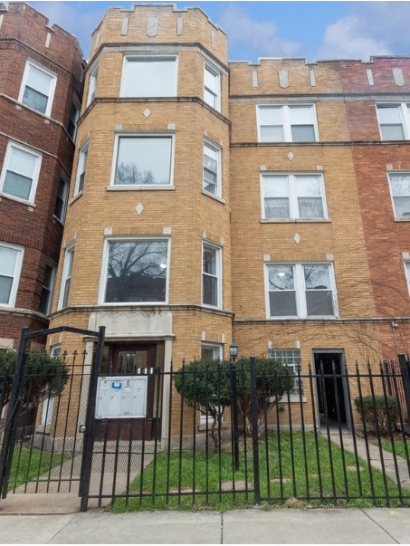 7829 S Essex Avenue Unit: 2