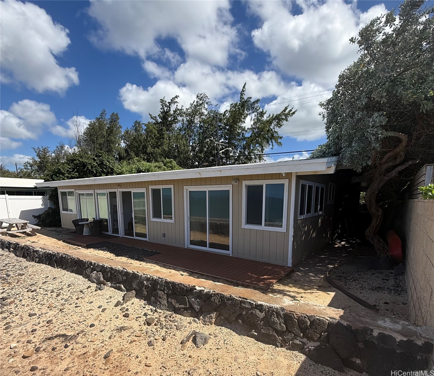 68-697 Farrington Highway