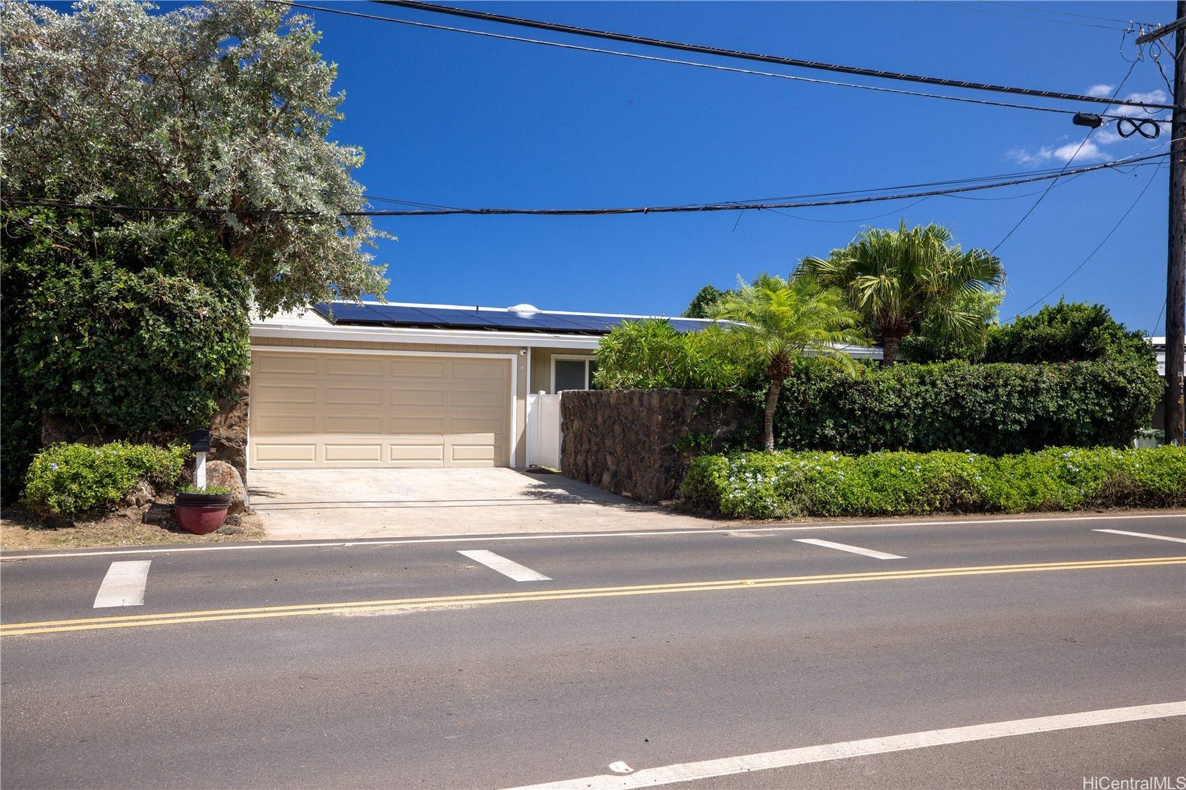 68-697 Farrington Highway