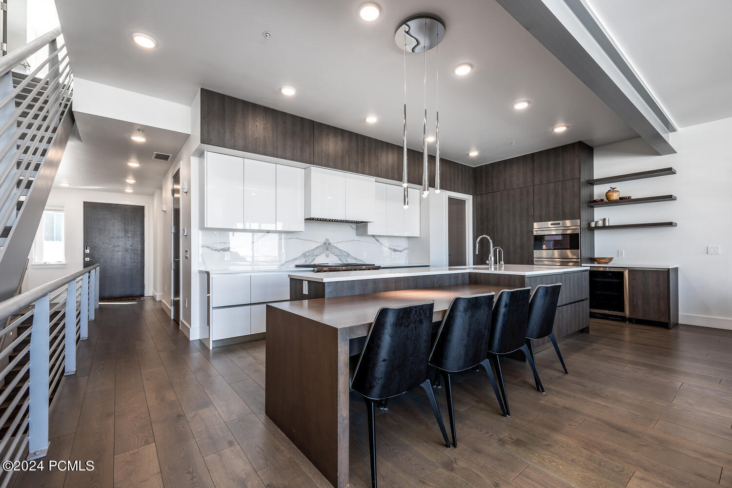 2752 W High Mountain Road, 1501