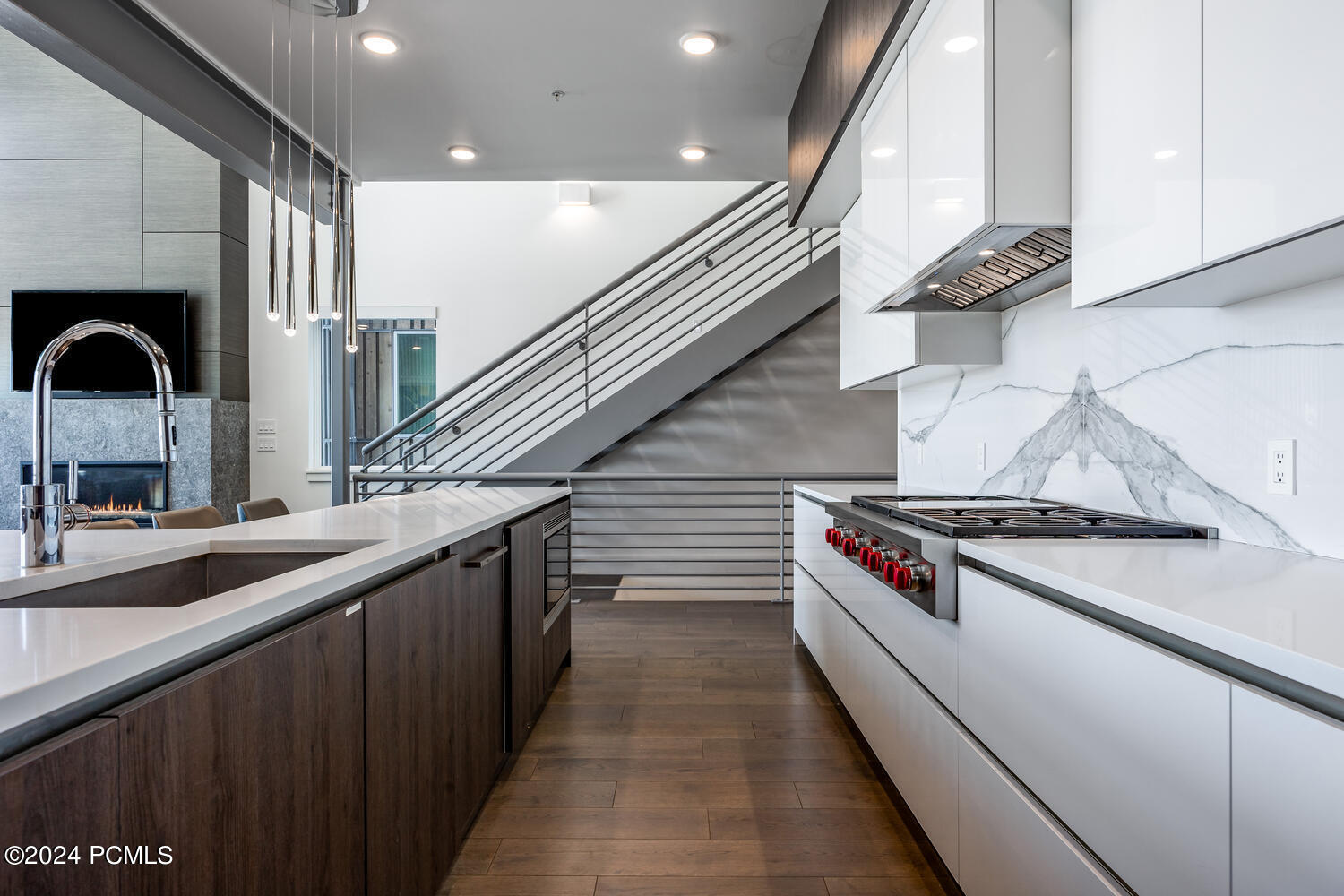 2752 W High Mountain Road, 1501
