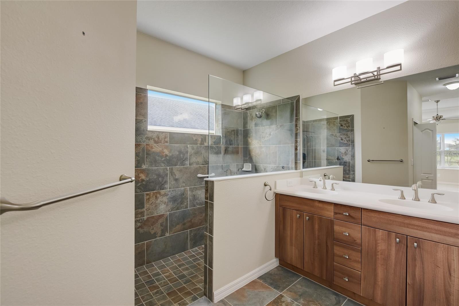 4914 MISSION PARK LN