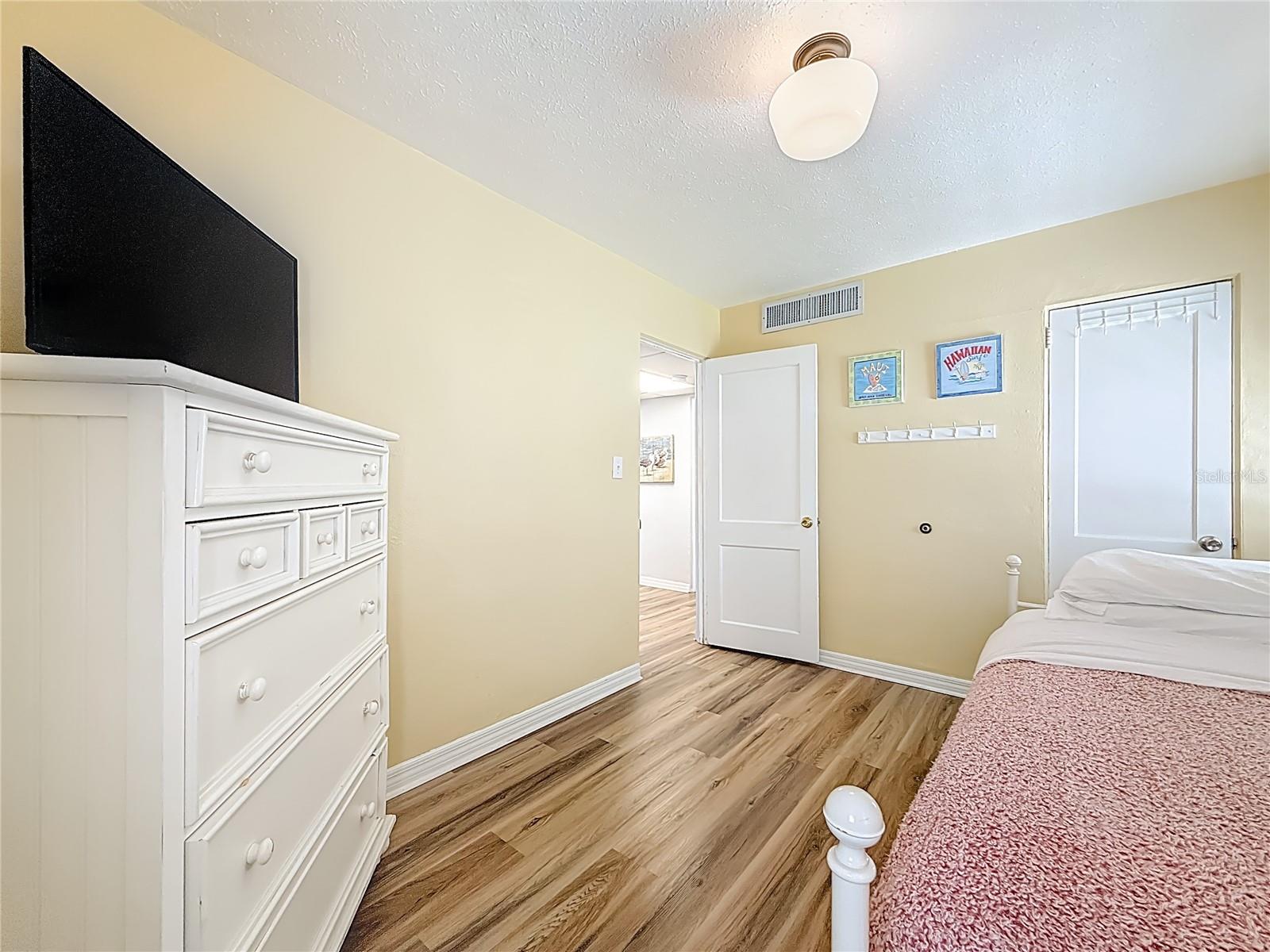 6700 SUNSET WAY #604